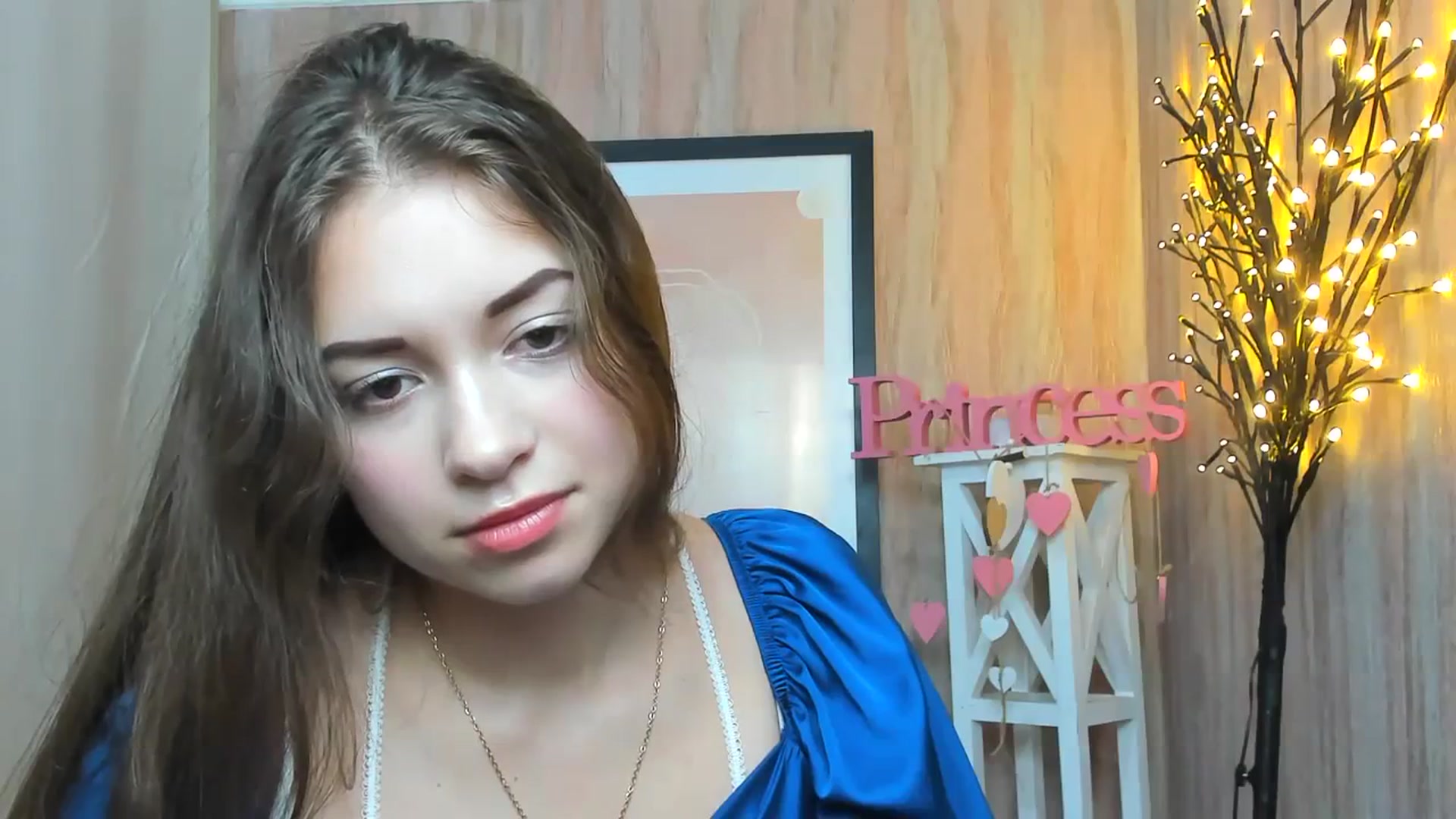 Gallery image thumbnail from AminaRoze's myfreecams stream on, 10/22/2023, 10:07 image 15 of 20