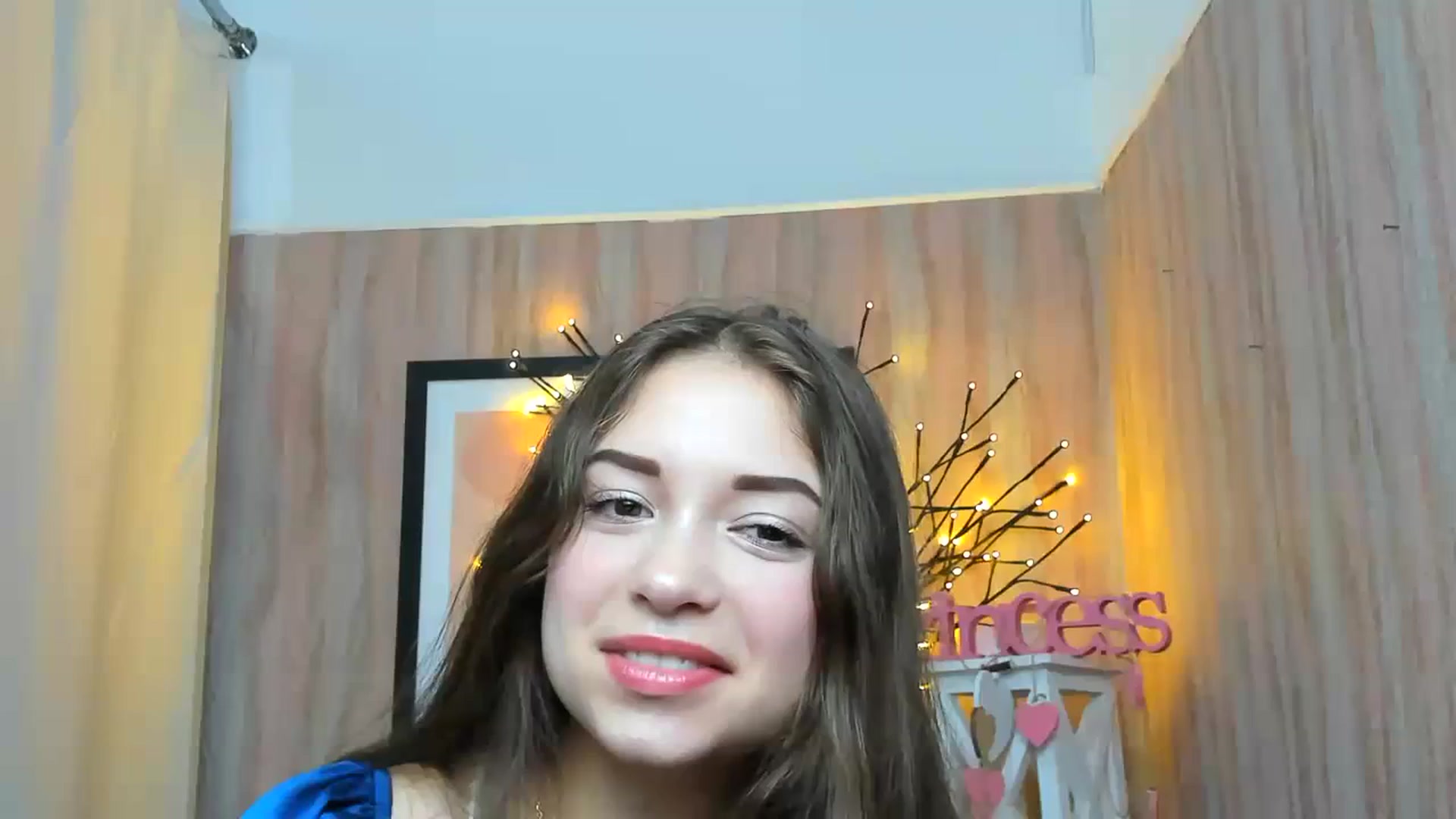 Gallery image thumbnail from AminaRoze's myfreecams stream on, 10/22/2023, 10:07 image 1 of 20
