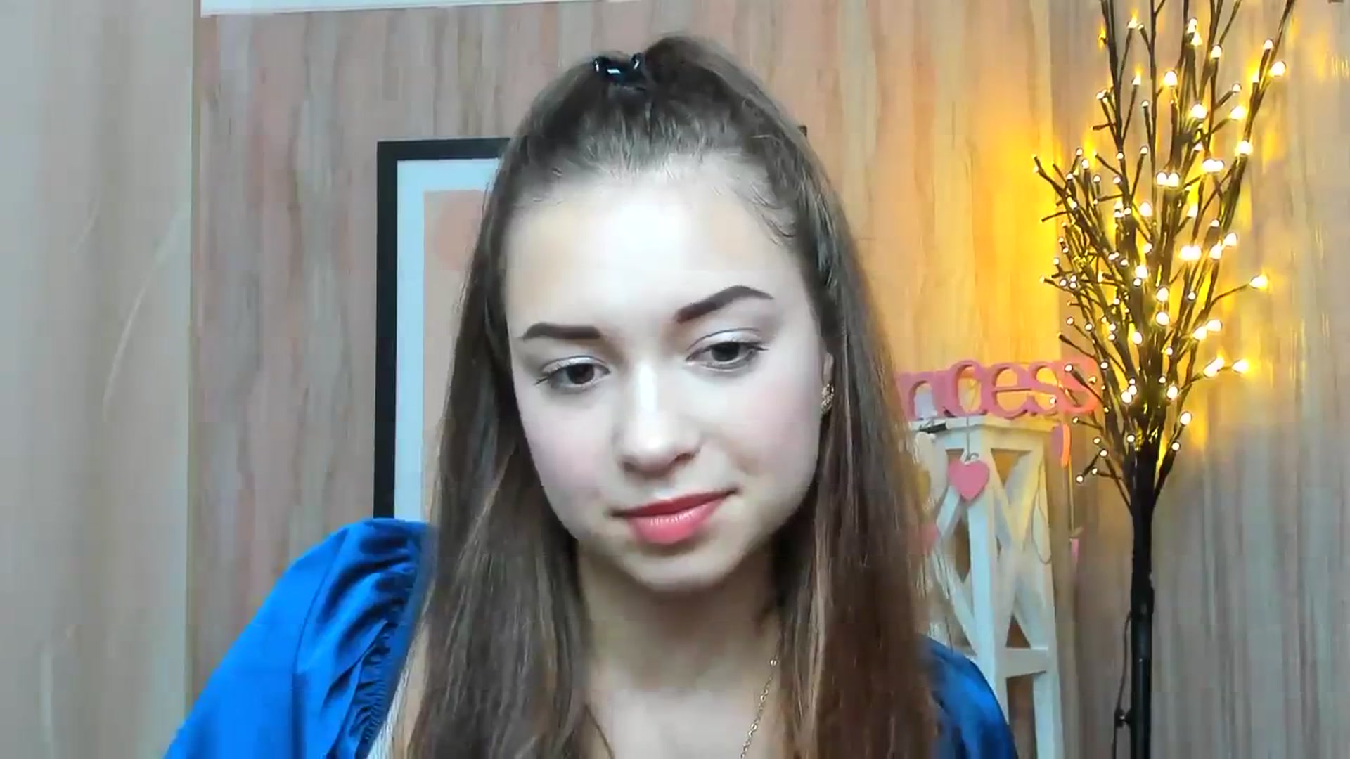 Gallery image thumbnail from AminaRoze's myfreecams stream on, 10/22/2023, 10:21 image 3 of 20