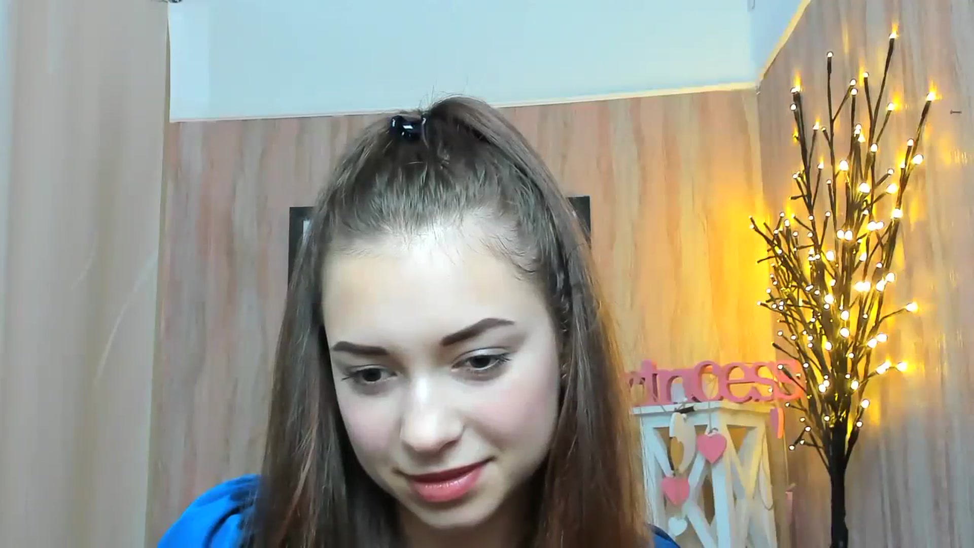 Gallery image thumbnail from AminaRoze's myfreecams stream on, 10/22/2023, 10:21 image 17 of 20