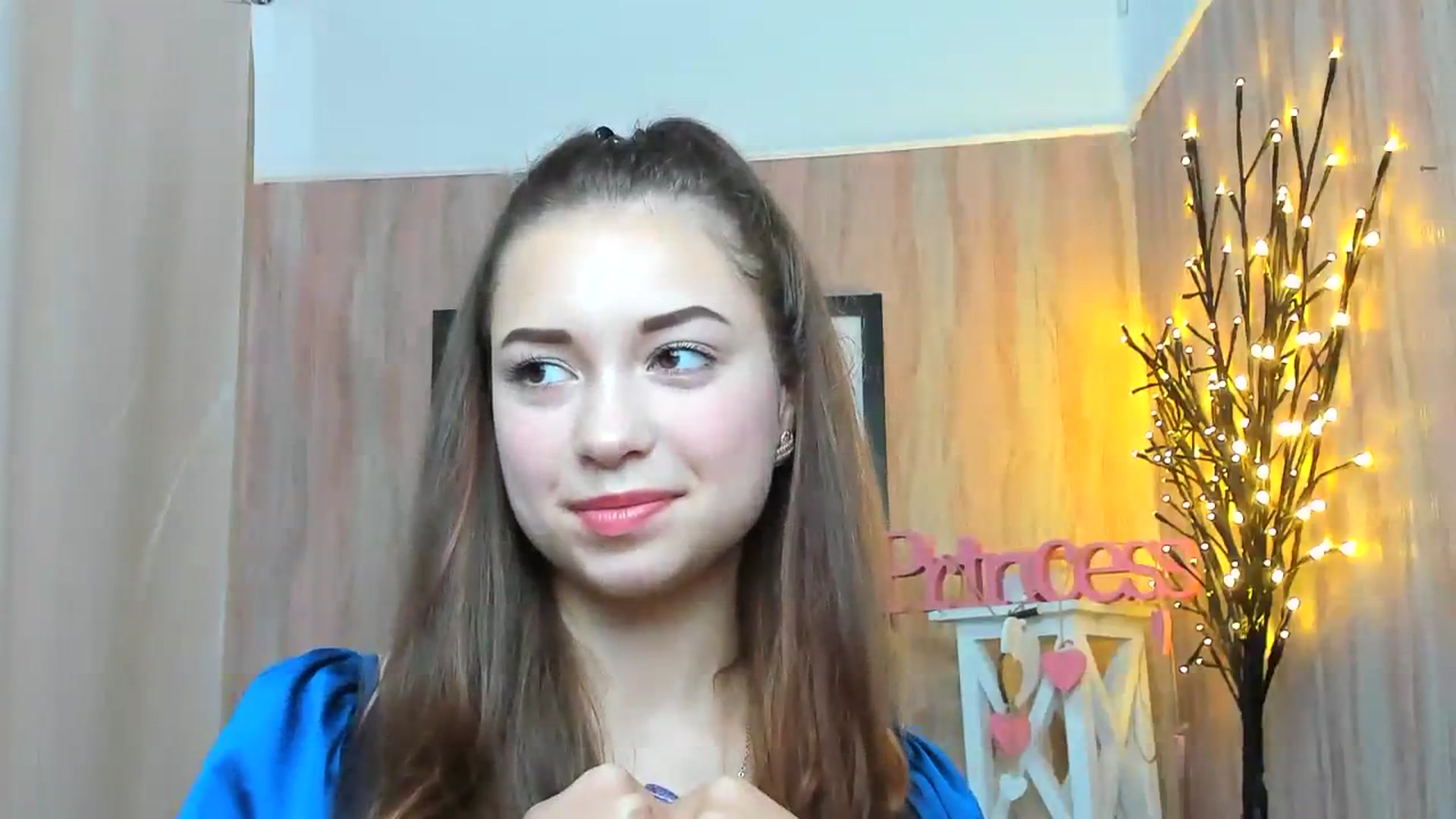 Gallery image thumbnail from AminaRoze's myfreecams stream on, 10/22/2023, 10:21 image 12 of 20