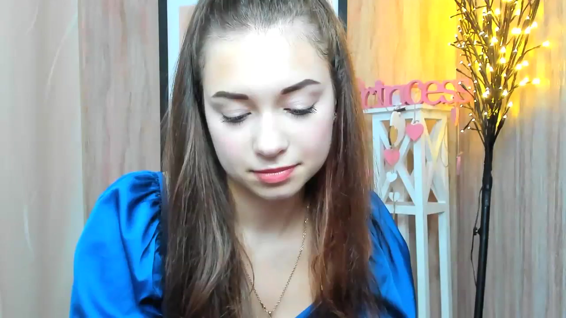 Gallery image thumbnail from AminaRoze's myfreecams stream on, 10/22/2023, 10:21 image 1 of 20
