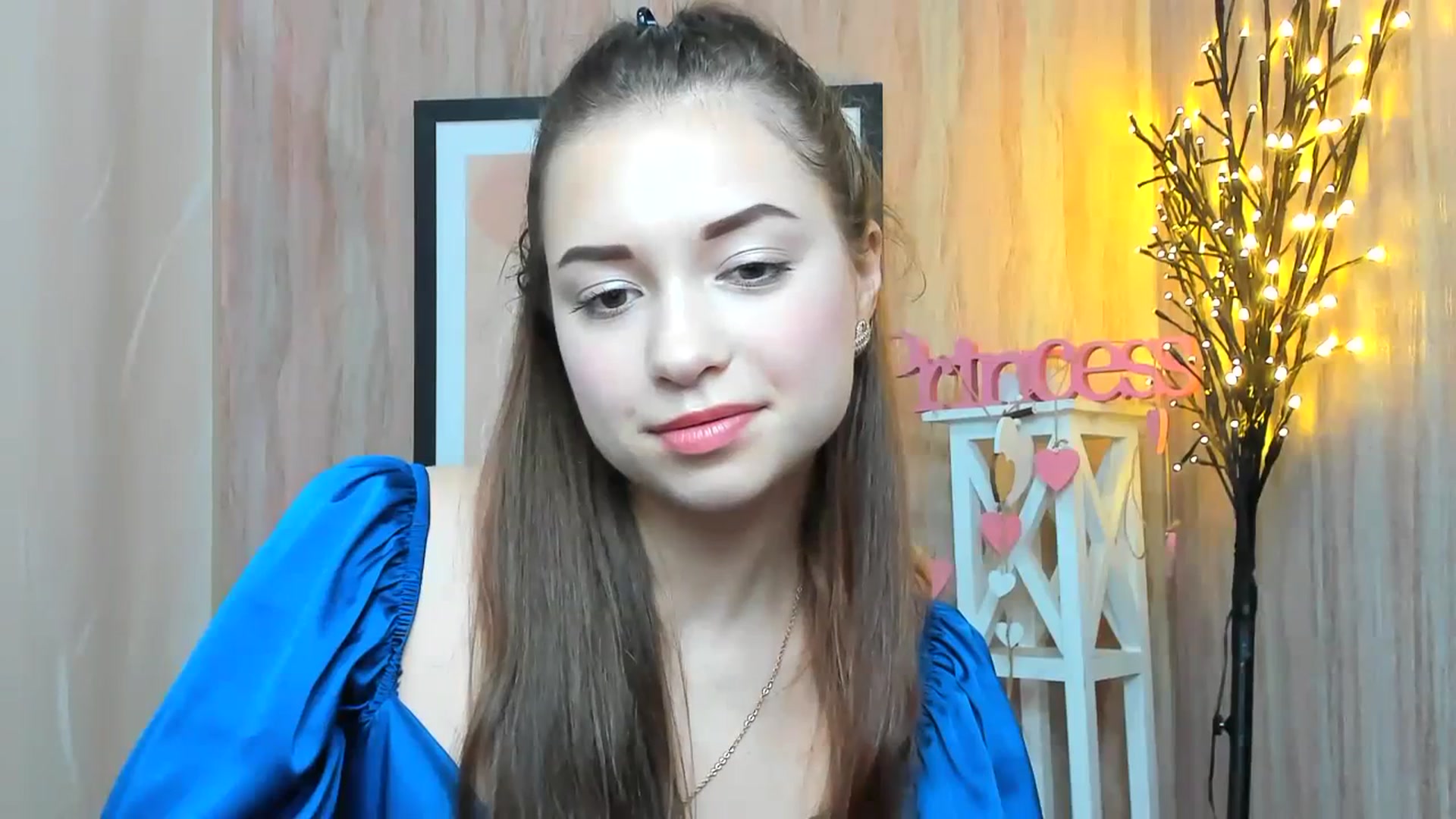 Gallery image thumbnail from AminaRoze's myfreecams stream on, 10/22/2023, 10:58 image 11 of 20