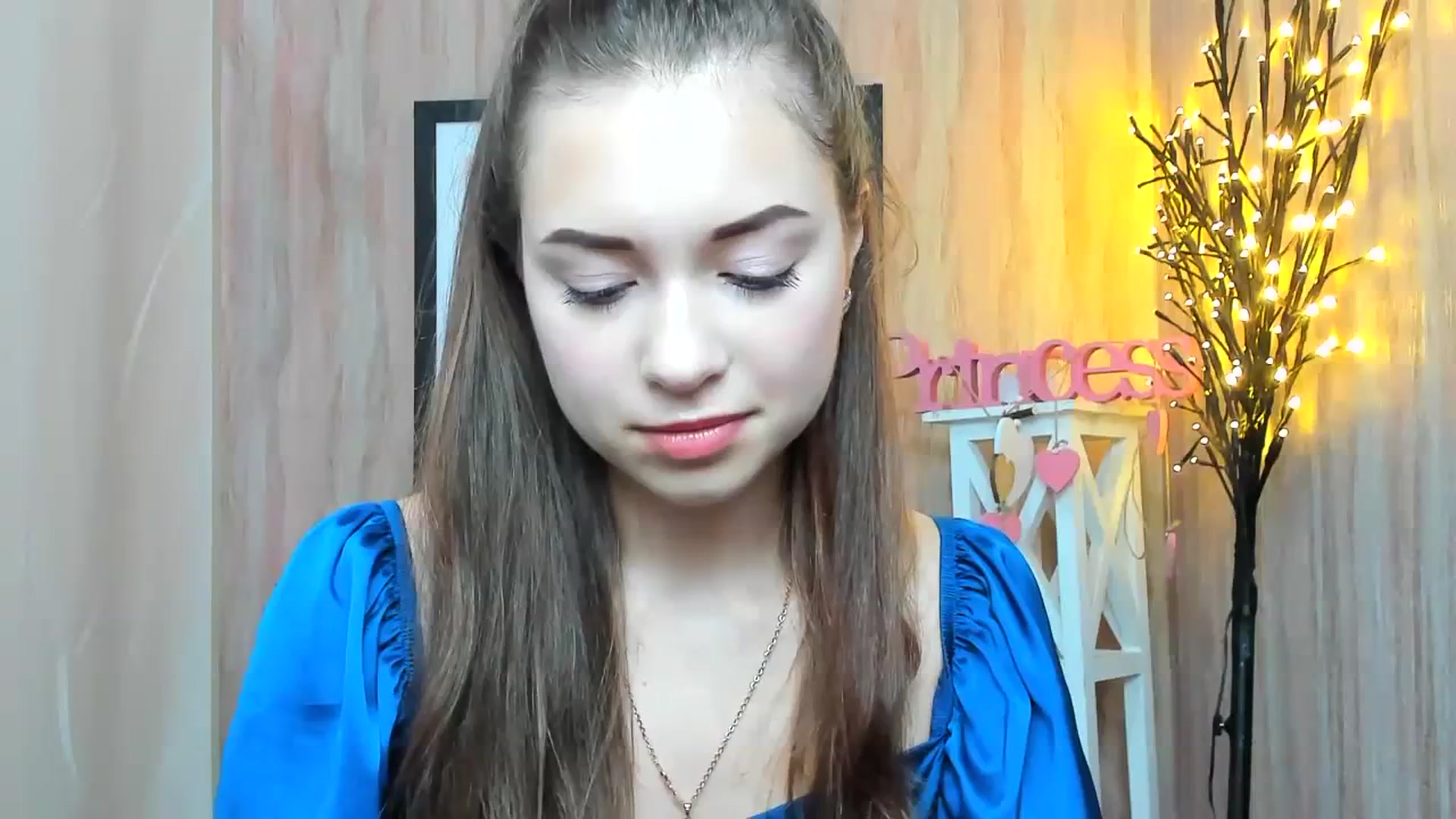 Gallery image thumbnail from AminaRoze's myfreecams stream on, 10/22/2023, 10:58 image 10 of 20
