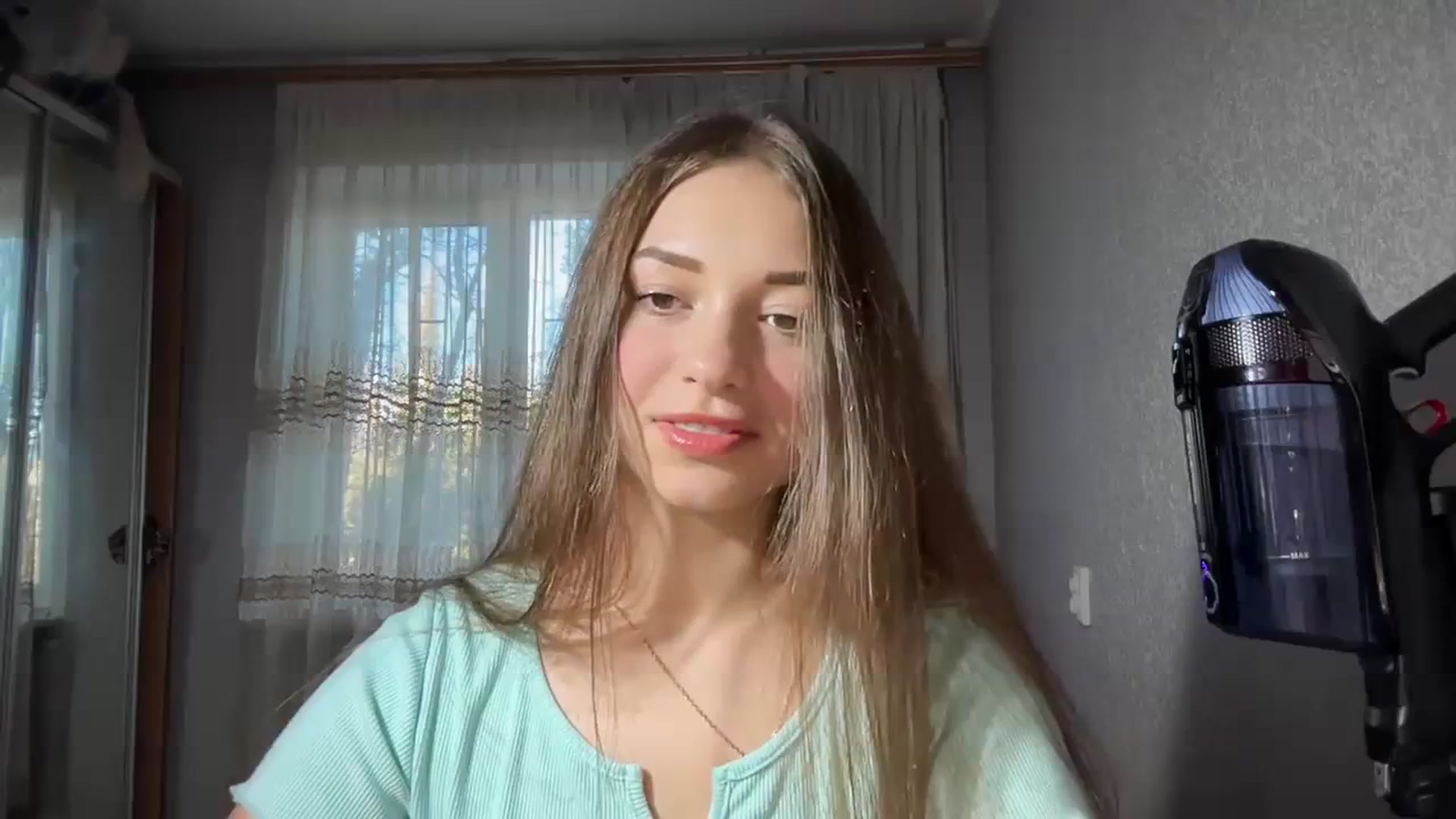 Gallery image thumbnail from AminaRoze's myfreecams stream on, 11/06/2023, 13:31 image 2 of 20