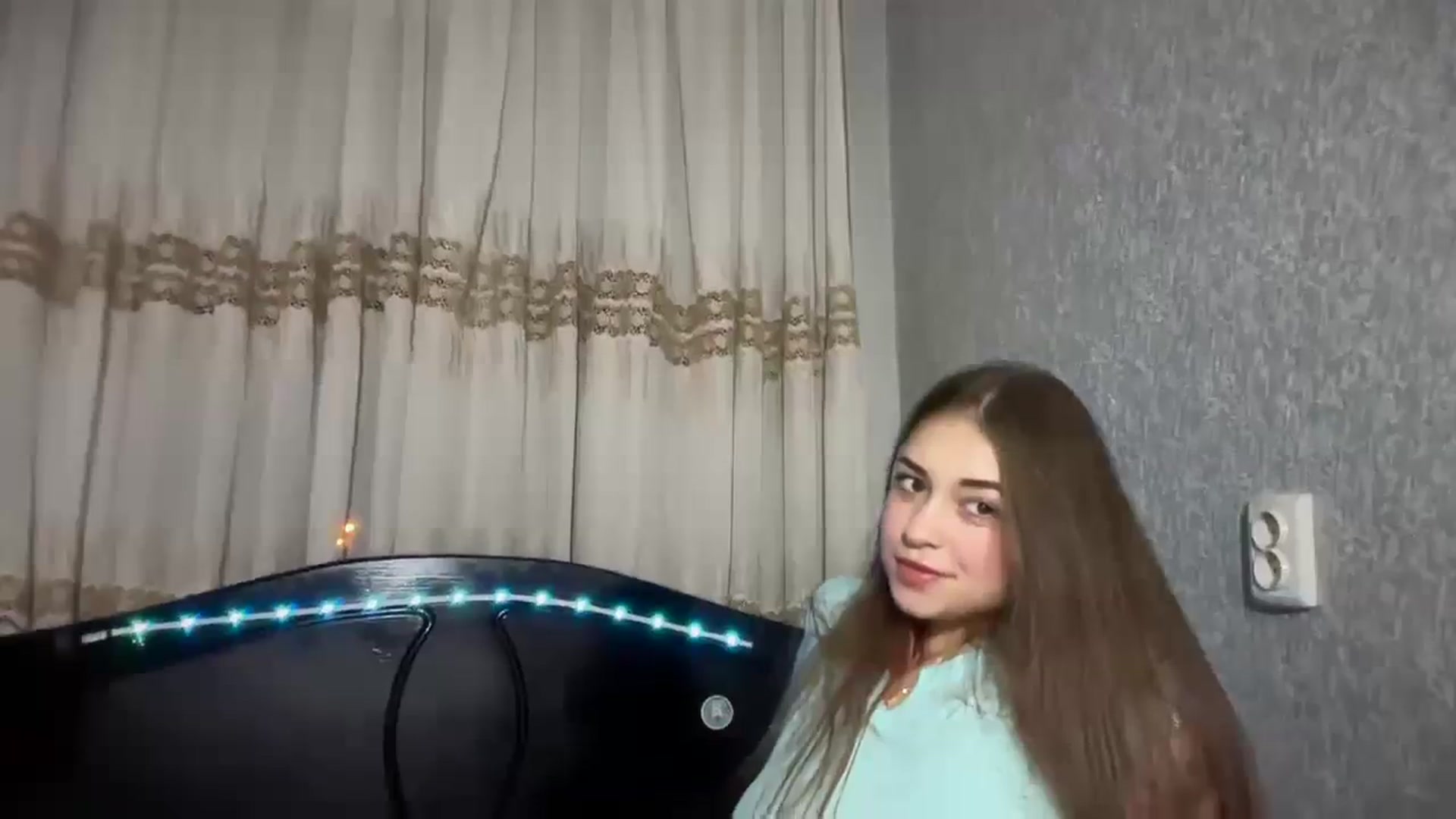 Gallery image thumbnail from AminaRoze's myfreecams stream on, 11/06/2023, 16:04 image 3 of 20