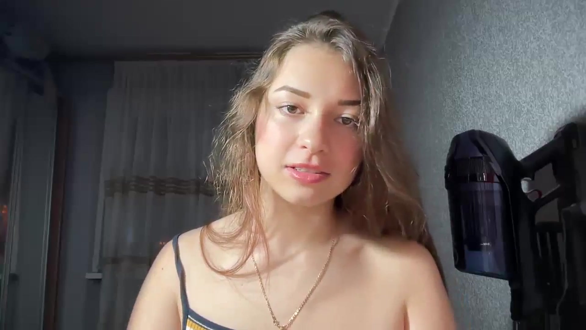 Gallery image thumbnail from AminaRoze's myfreecams stream on, 11/13/2023, 16:03 image 18 of 20