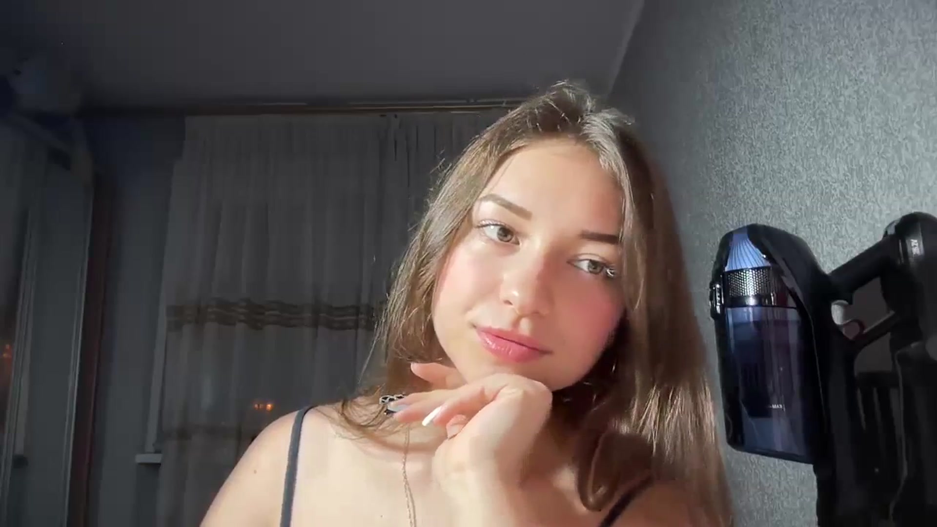 Gallery image thumbnail from AminaRoze's myfreecams stream on, 11/13/2023, 16:03 image 8 of 20