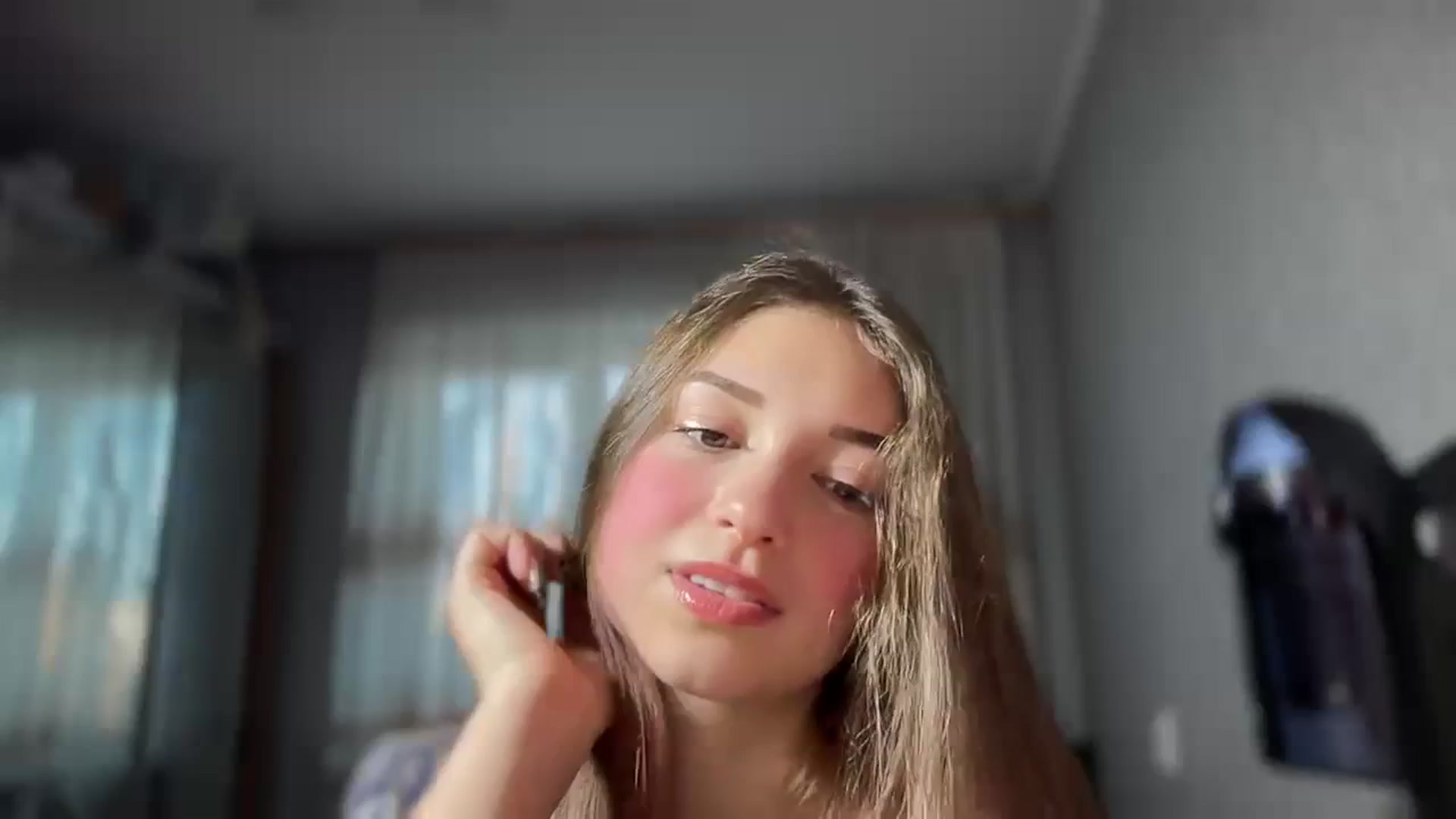 Gallery image thumbnail from AminaRoze's myfreecams stream on, 11/16/2023, 12:42 image 16 of 20