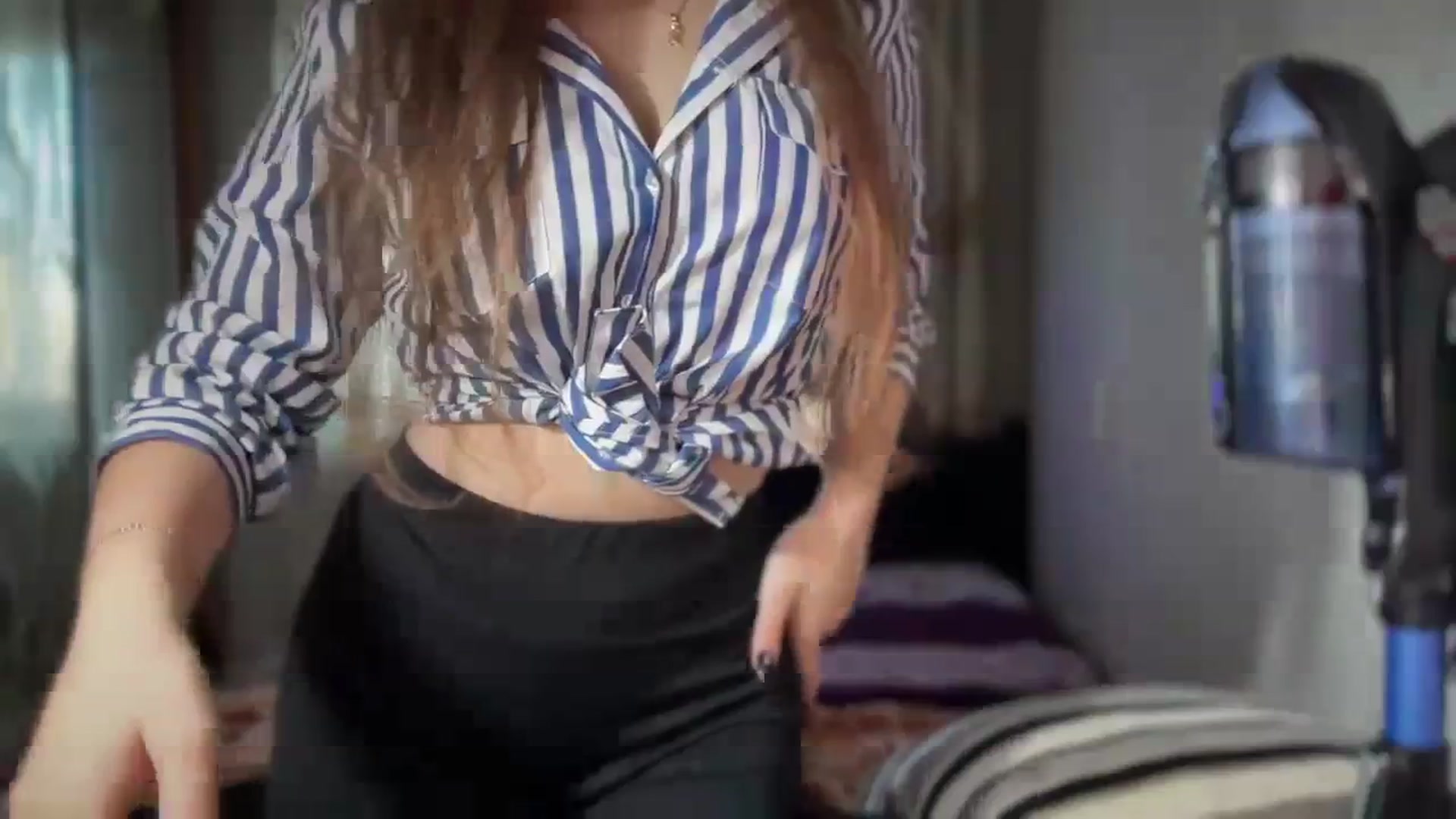 Gallery image thumbnail from AminaRoze's myfreecams stream on, 11/16/2023, 12:42 image 5 of 20