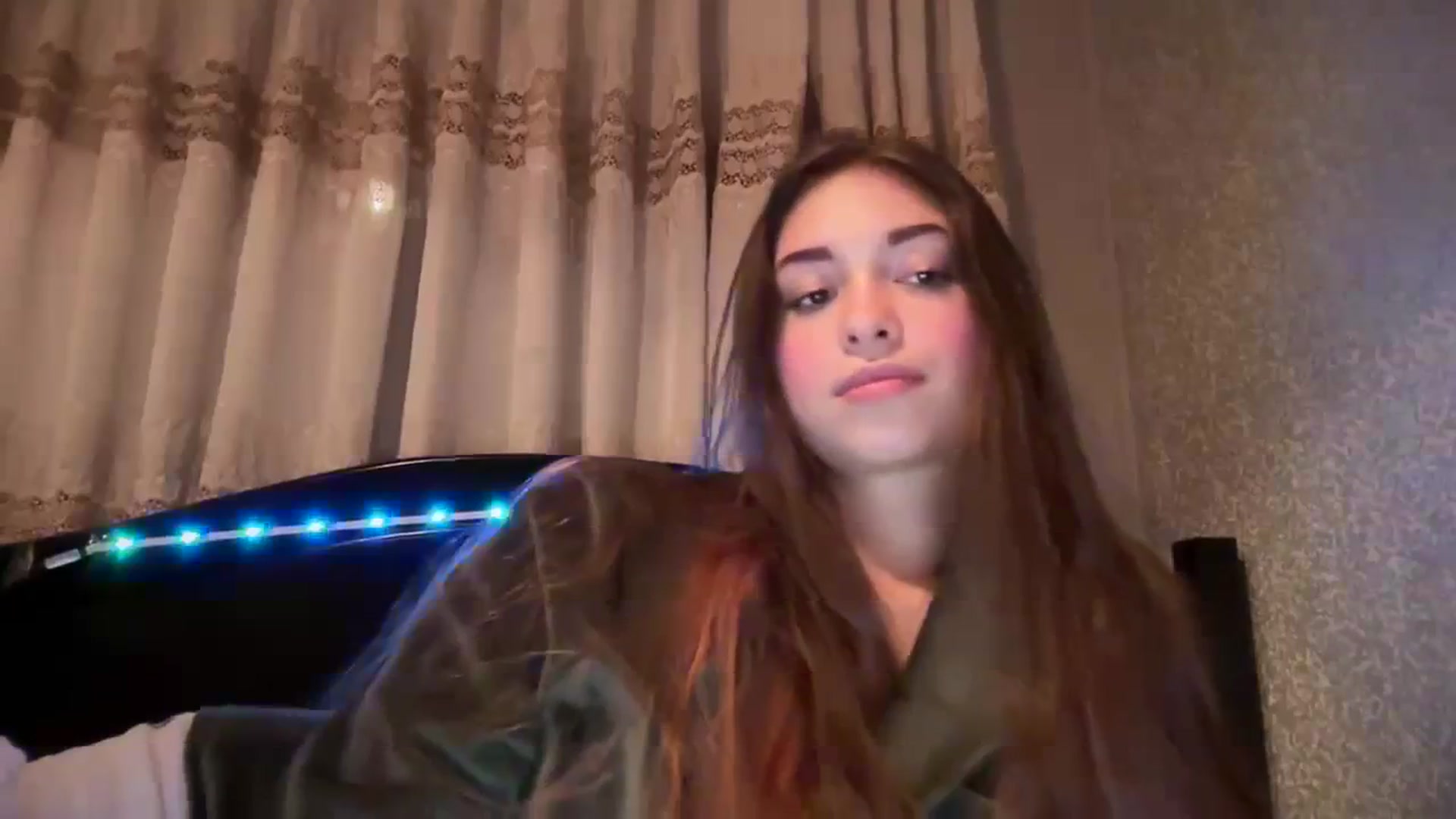 Gallery image thumbnail from AminaRoze's myfreecams stream on, 11/22/2023, 15:59 image 16 of 20