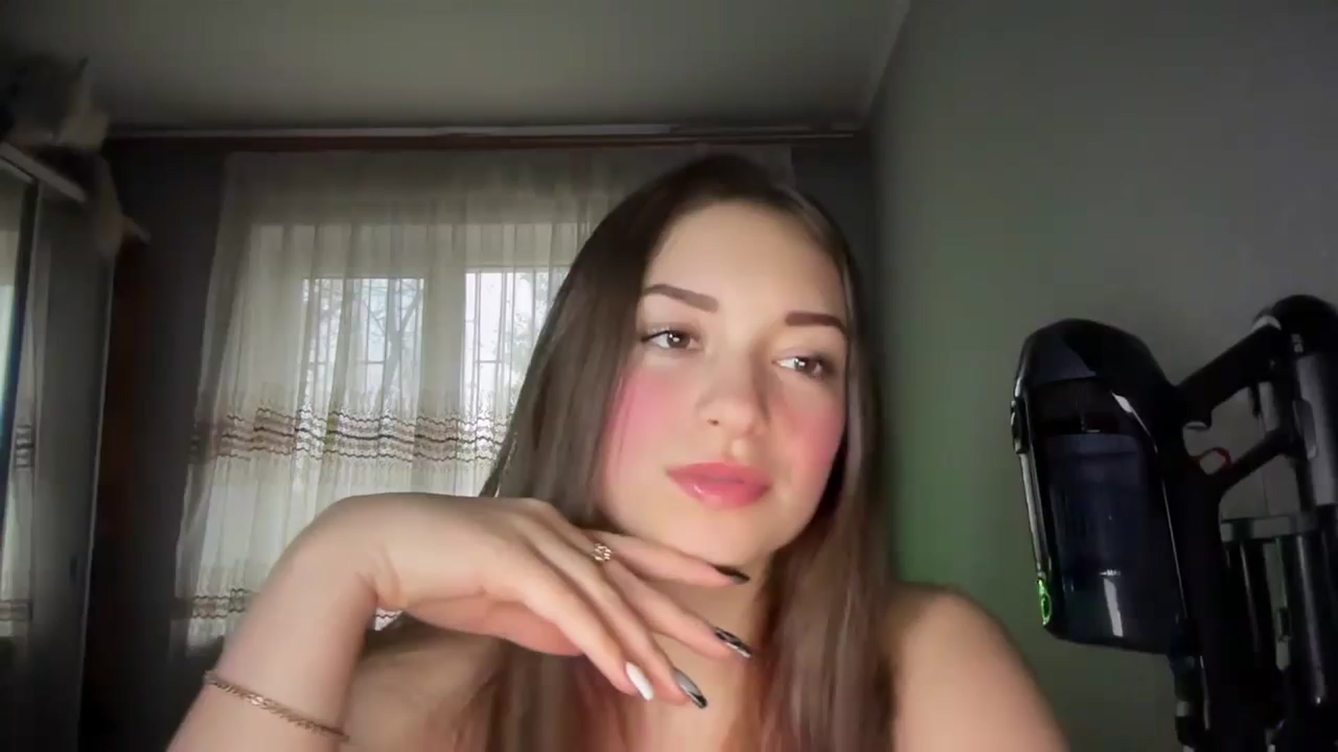 Gallery image thumbnail from AminaRoze's myfreecams stream on, 11/22/2023, 15:59 image 1 of 20