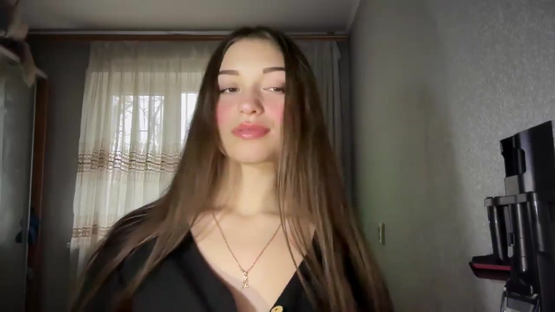 Gallery image thumbnail from AminaRoze's myfreecams stream on, 11/23/2023, 12:34 image 3 of 20