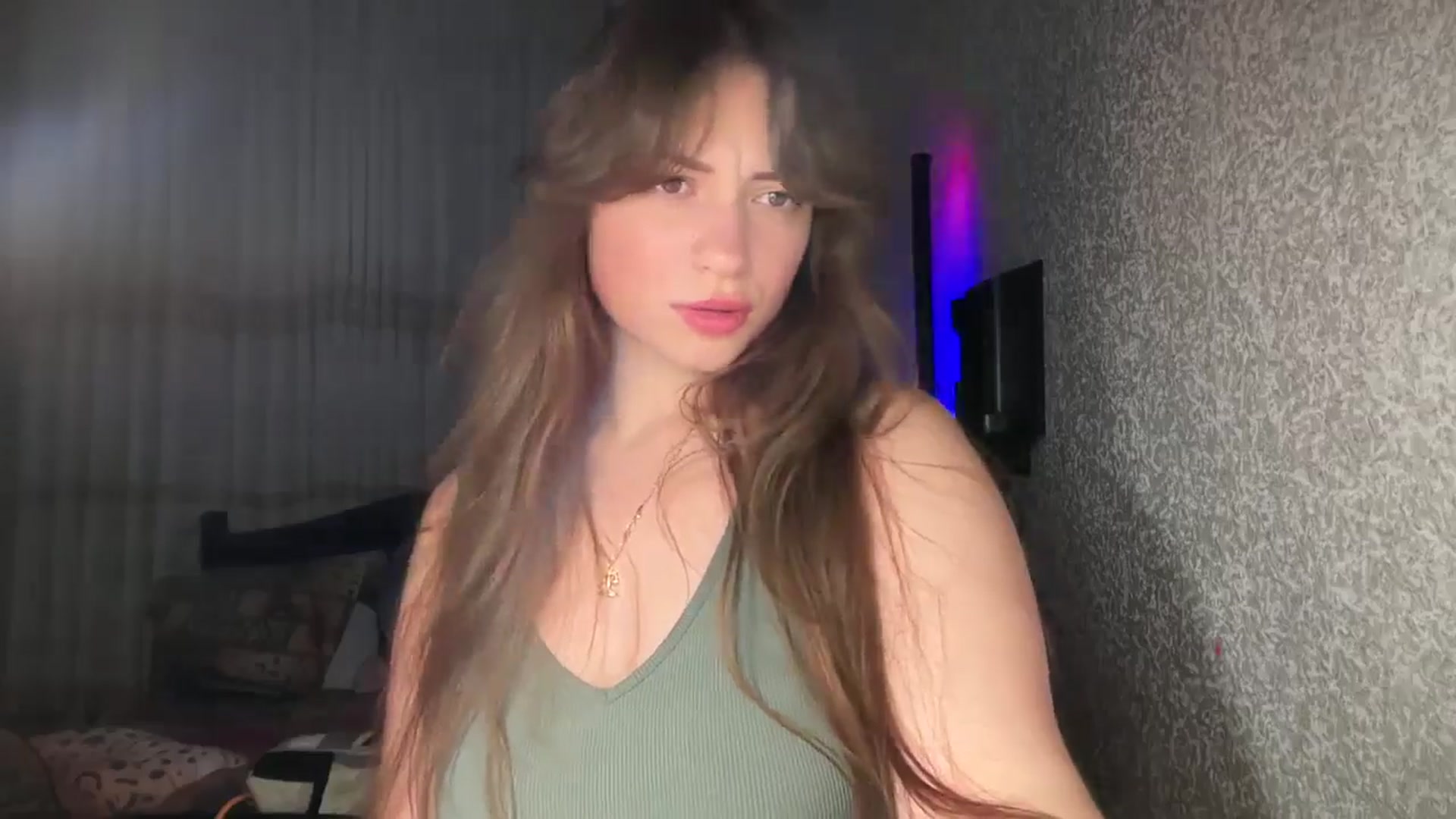Gallery image thumbnail from AminaRoze's myfreecams stream on, 06/09/2025, 19:38 image 18 of 20