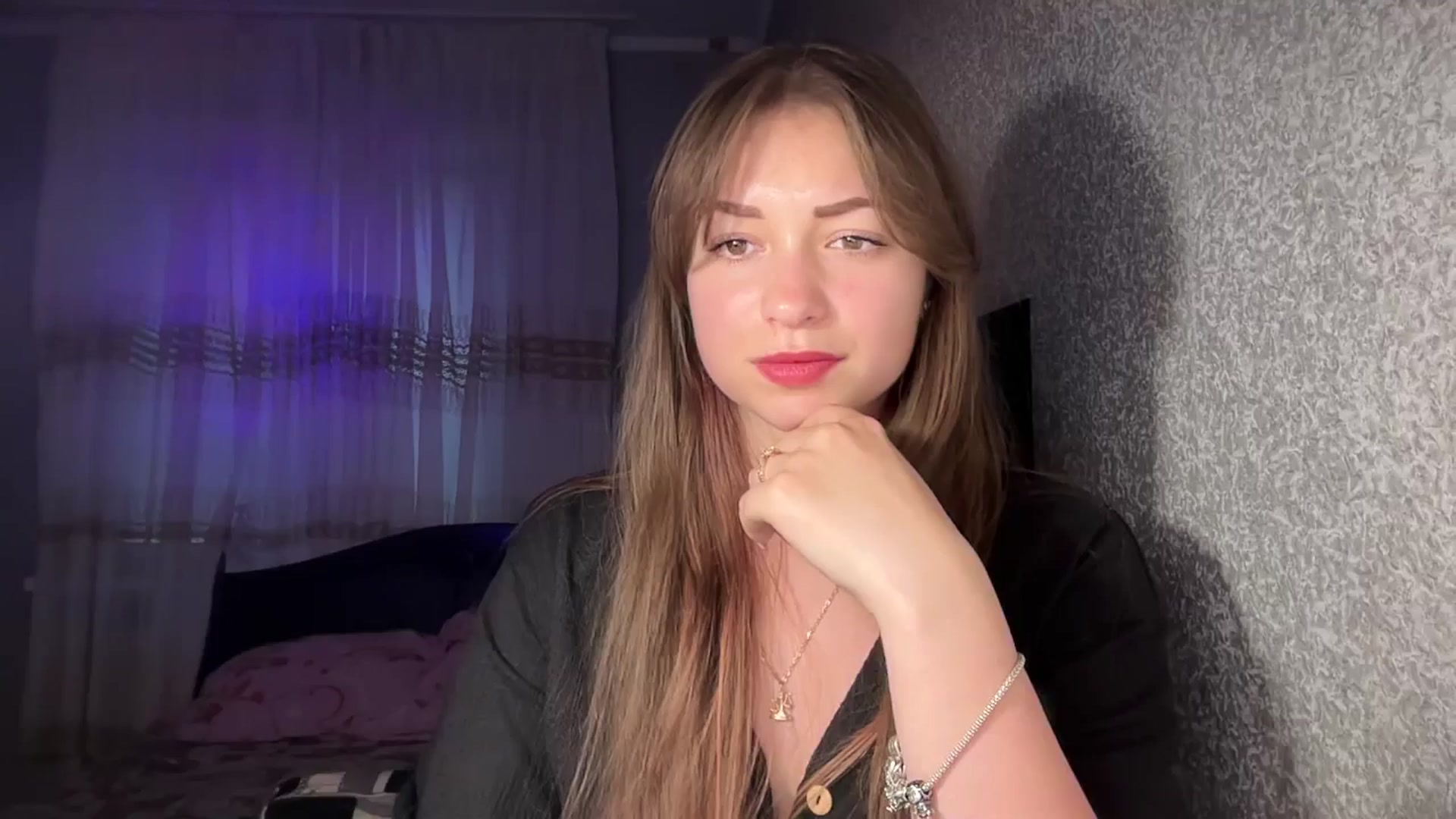 Gallery image thumbnail from AminaRoze's myfreecams stream on, 06/11/2025, 18:16 image 8 of 20