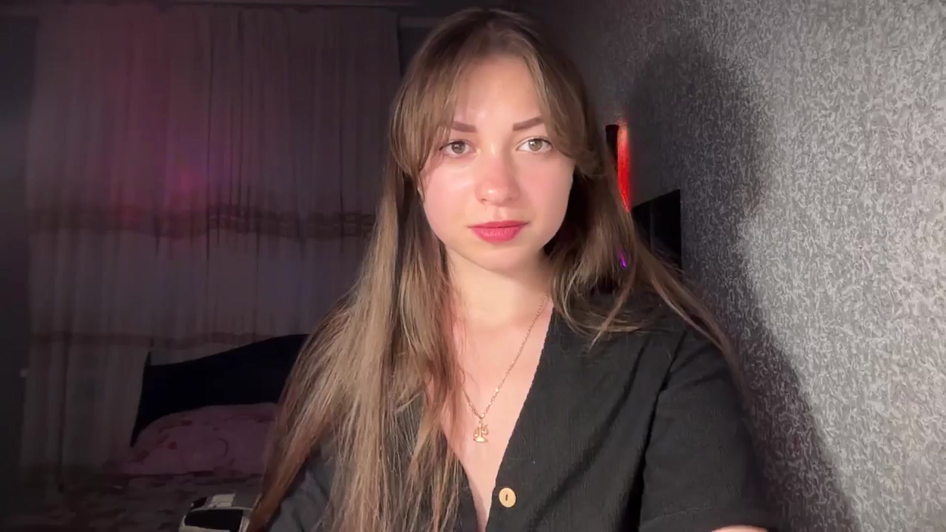 Gallery image thumbnail from AminaRoze's myfreecams stream on, 06/11/2025, 18:16 image 16 of 20