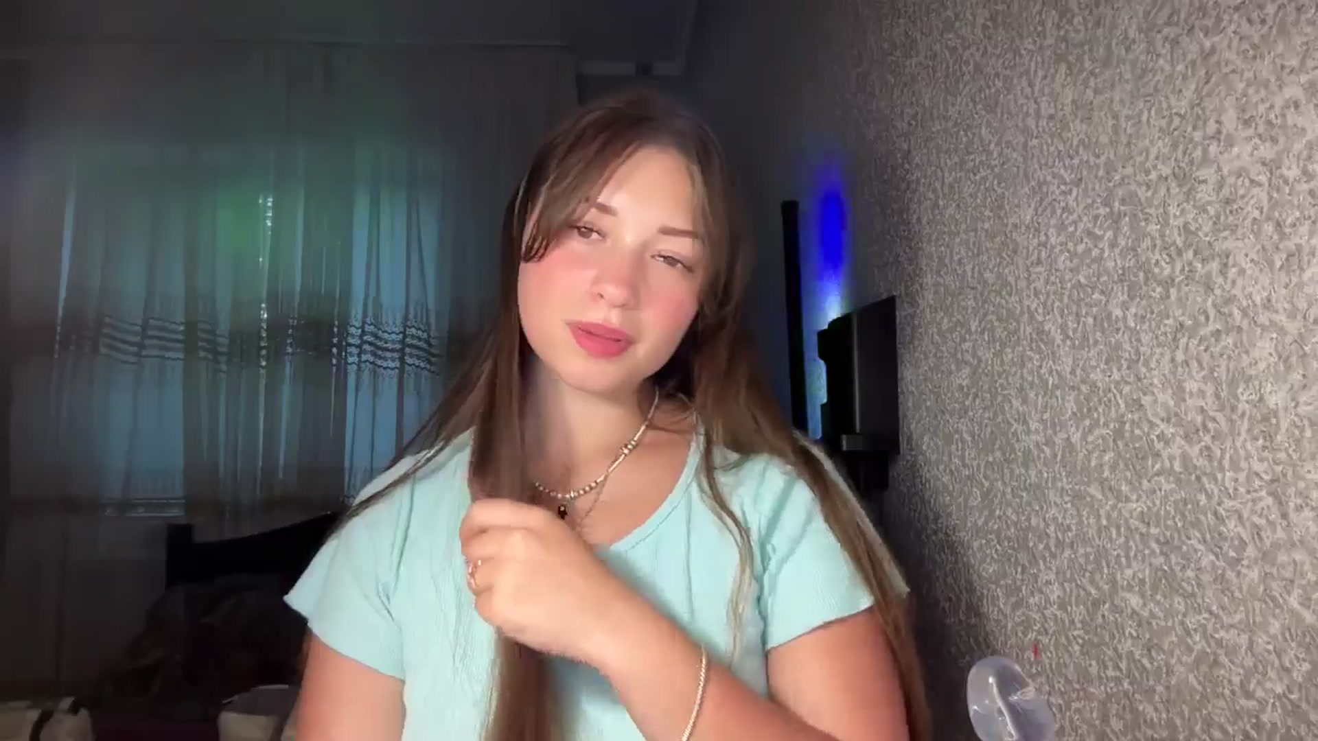 Gallery image thumbnail from AminaRoze's myfreecams stream on, 07/02/2025, 17:33 image 4 of 20