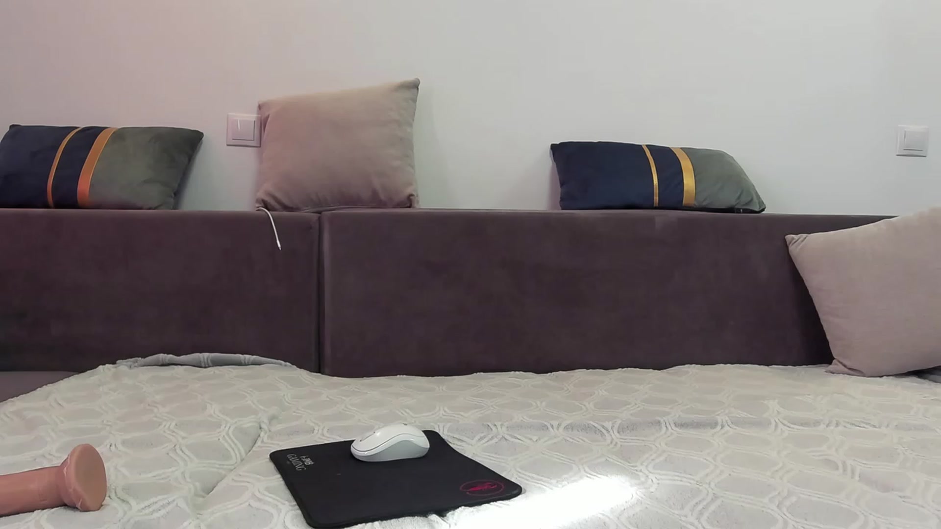 Gallery image thumbnail from Aminna_Bae's myfreecams stream on, 02/27/2024, 09:51 image 15 of 20