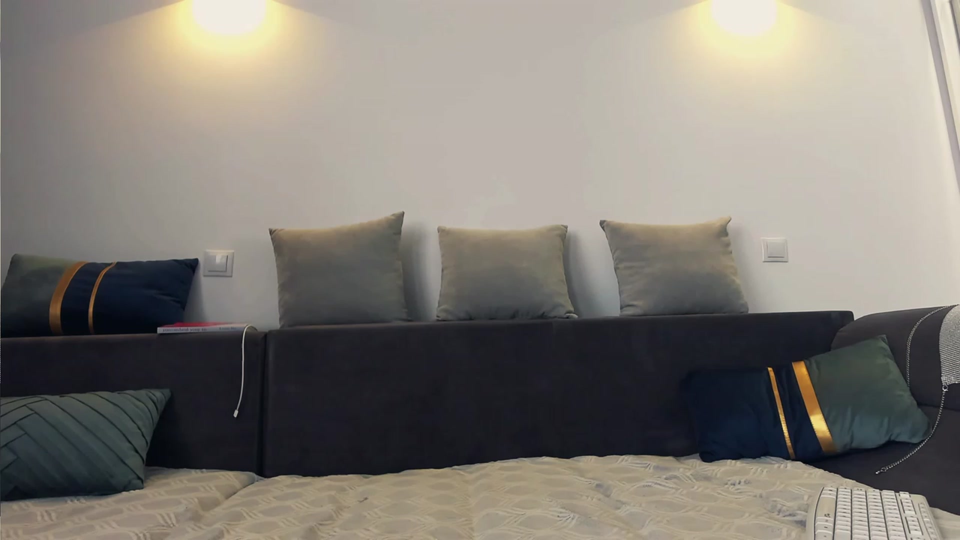 Gallery image thumbnail from Aminna_Bae's myfreecams stream on, 03/08/2024, 11:28 image 20 of 20