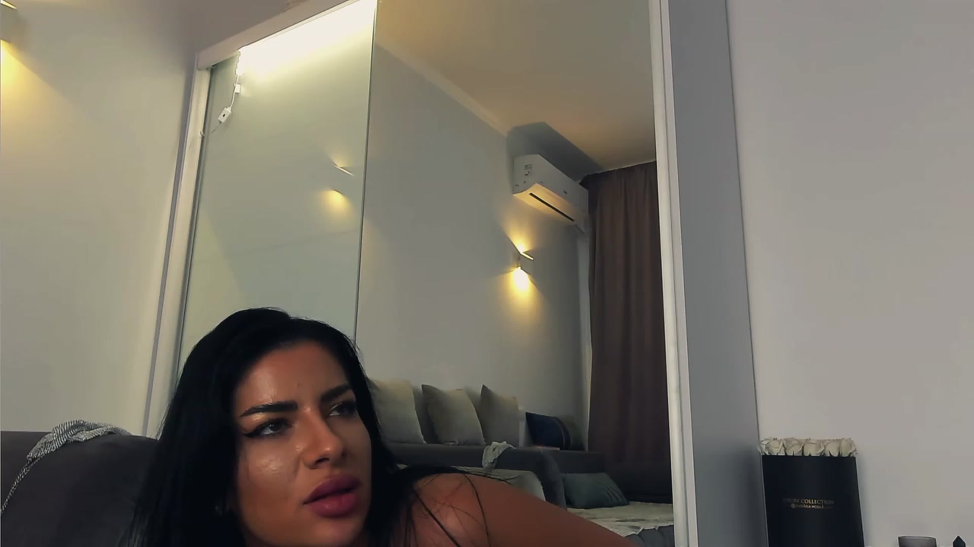 Gallery image thumbnail from Aminna_Bae's myfreecams stream on, 03/08/2024, 13:24 image 6 of 20