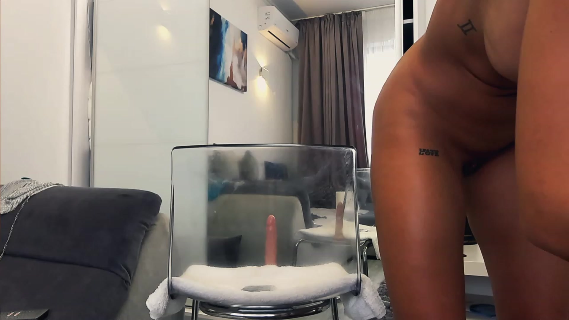 Gallery image thumbnail from Aminna_Bae's myfreecams stream on, 03/13/2024, 10:28 image 11 of 20