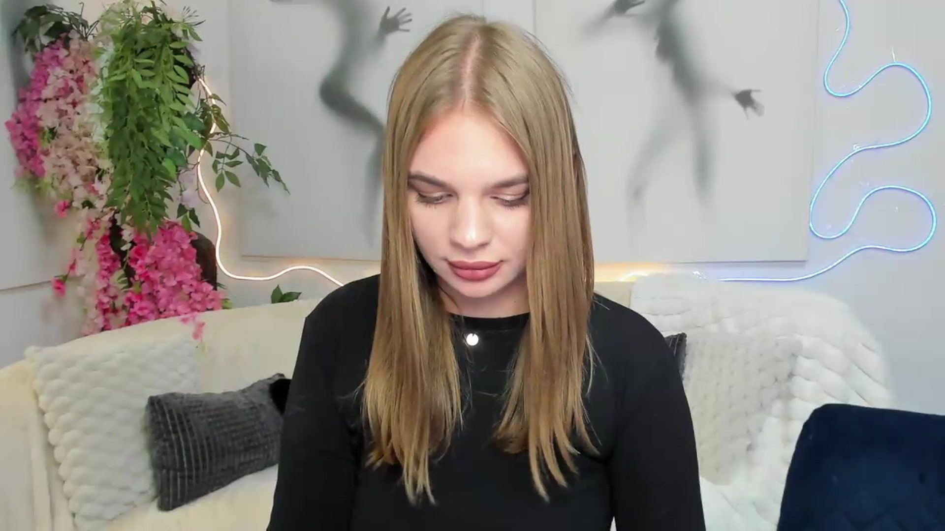 Gallery image thumbnail from AmiraVoss's myfreecams stream on, 09/15/2026, 10:28 image 10 of 20