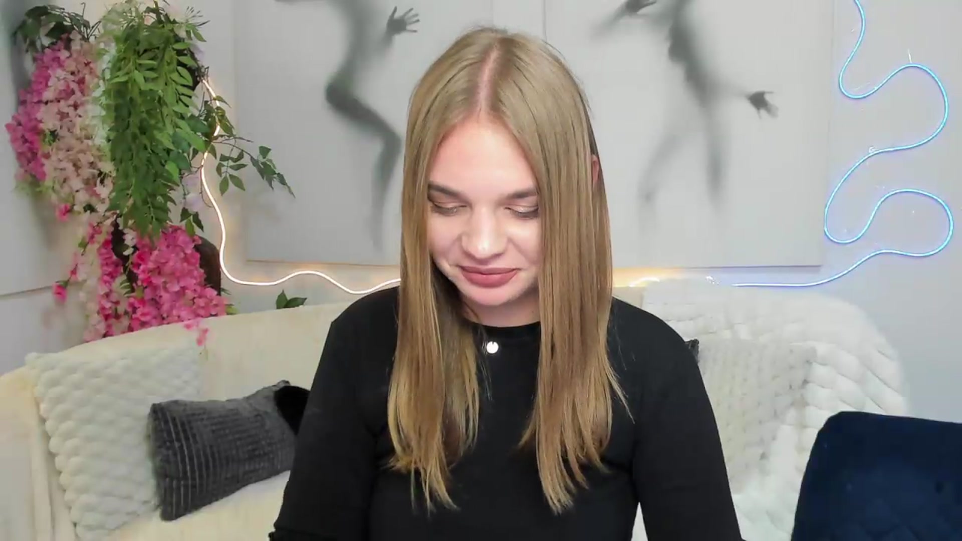 Gallery image thumbnail from AmiraVoss's myfreecams stream on, 09/15/2026, 10:28 image 16 of 20