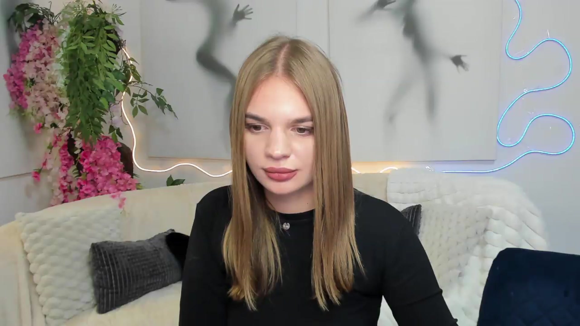 Gallery image thumbnail from AmiraVoss's myfreecams stream on, 09/15/2026, 10:28 image 20 of 20