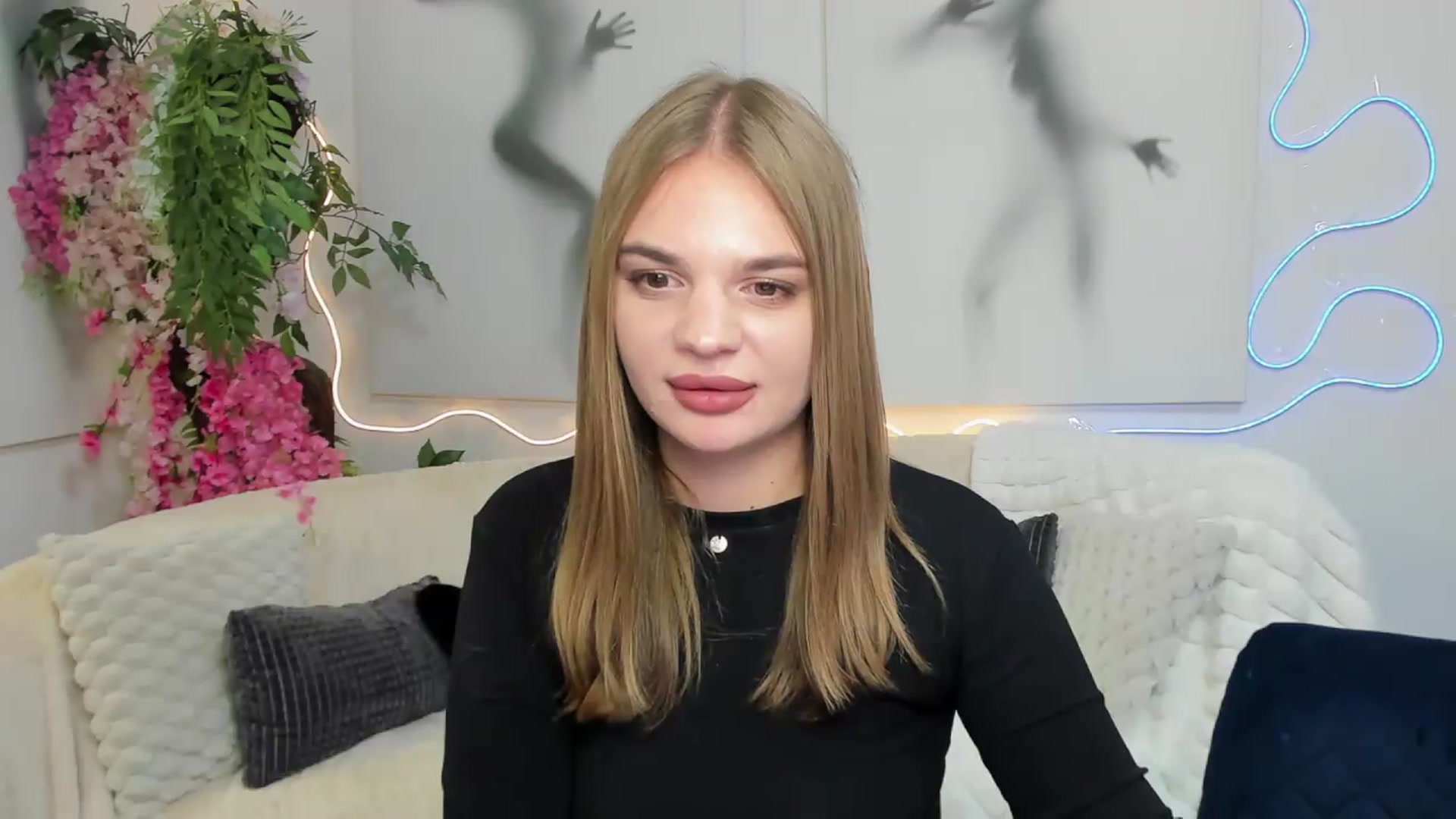 Gallery image thumbnail from AmiraVoss's myfreecams stream on, 09/15/2026, 10:28 image 13 of 20