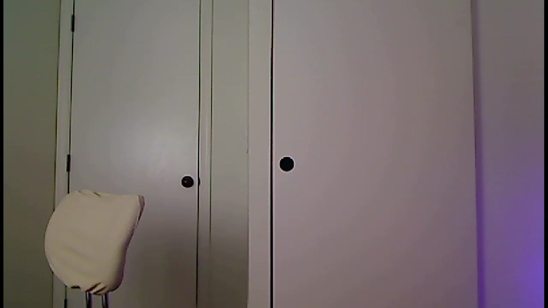 Gallery image thumbnail from Amiri's myfreecams stream on, 12/15/2022, 04:54 image 10 of 20