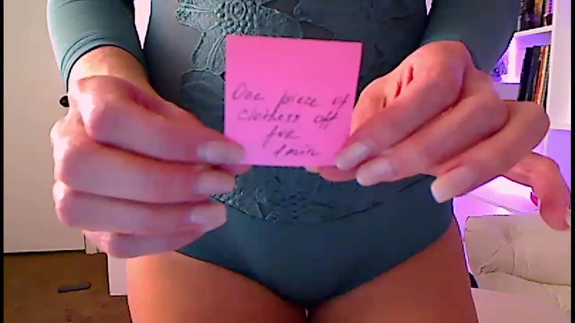 Gallery image thumbnail from Amiri's myfreecams stream on, 01/19/2023, 03:04 image 18 of 20