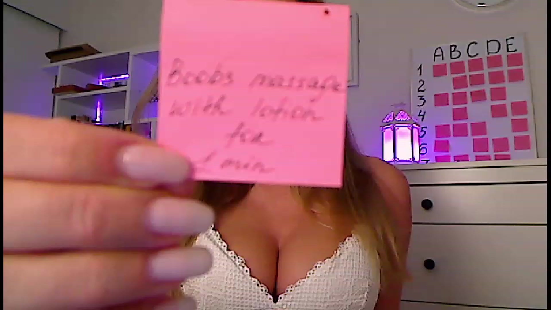 Gallery image thumbnail from Amiri's myfreecams stream on, 03/02/2023, 05:03 image 5 of 20