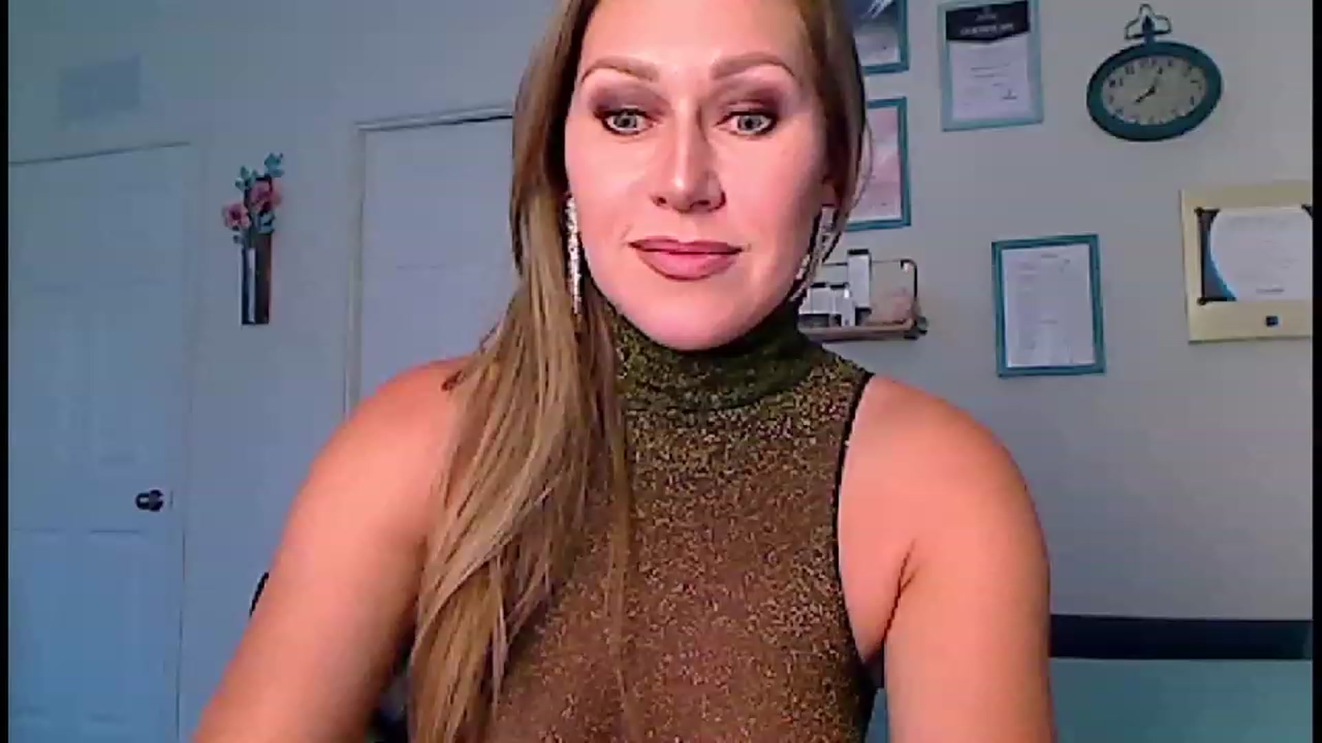 Gallery image thumbnail from Amiri's myfreecams stream on, 07/02/2023, 02:17 image 3 of 20