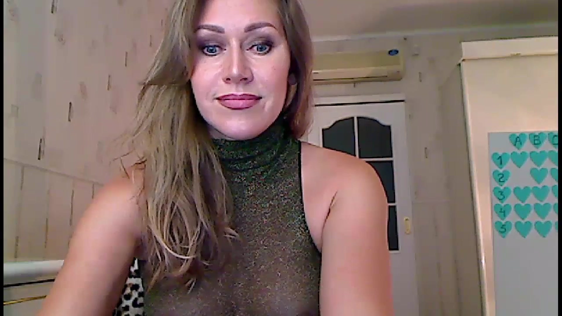 Gallery image thumbnail from Amiri's myfreecams stream on, 07/16/2023, 02:05 image 14 of 20