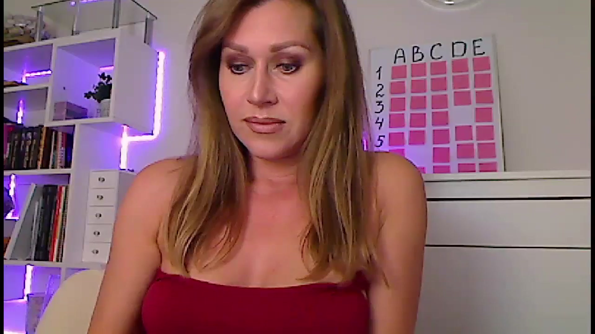 Gallery image thumbnail from Amiri's myfreecams stream on, 09/24/2023, 02:18 image 11 of 20