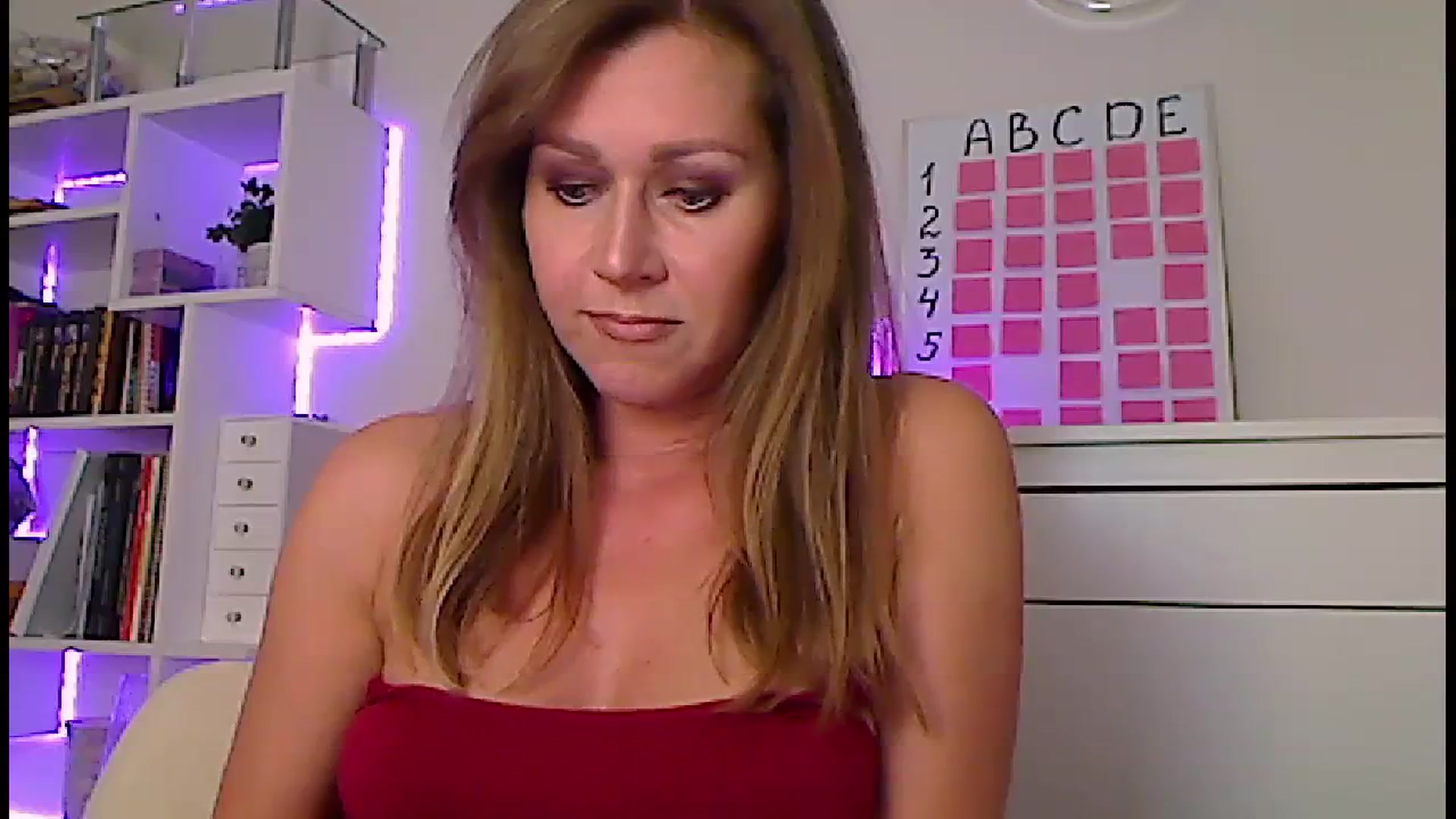Gallery image thumbnail from Amiri's myfreecams stream on, 09/24/2023, 02:18 image 14 of 20