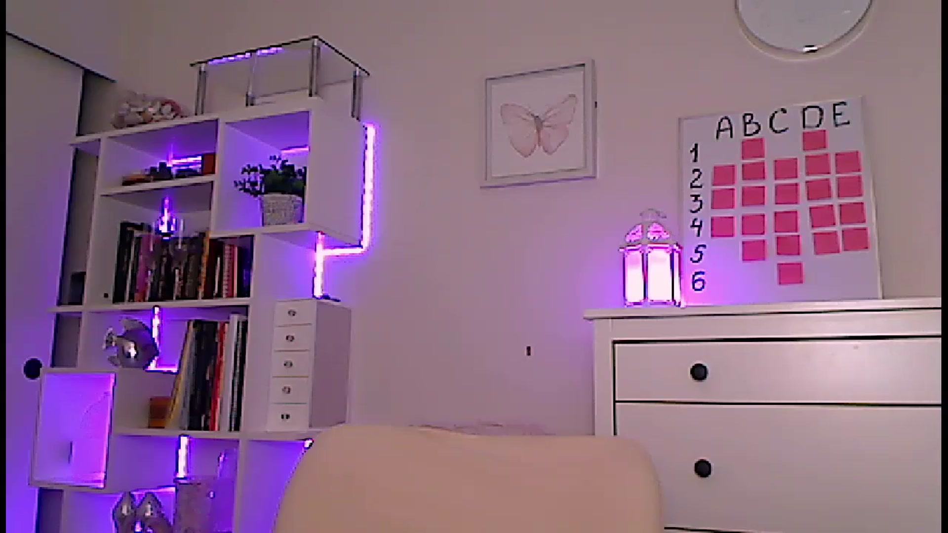 Gallery image thumbnail from Amiri's myfreecams stream on, 12/30/2023, 04:26 image 7 of 20