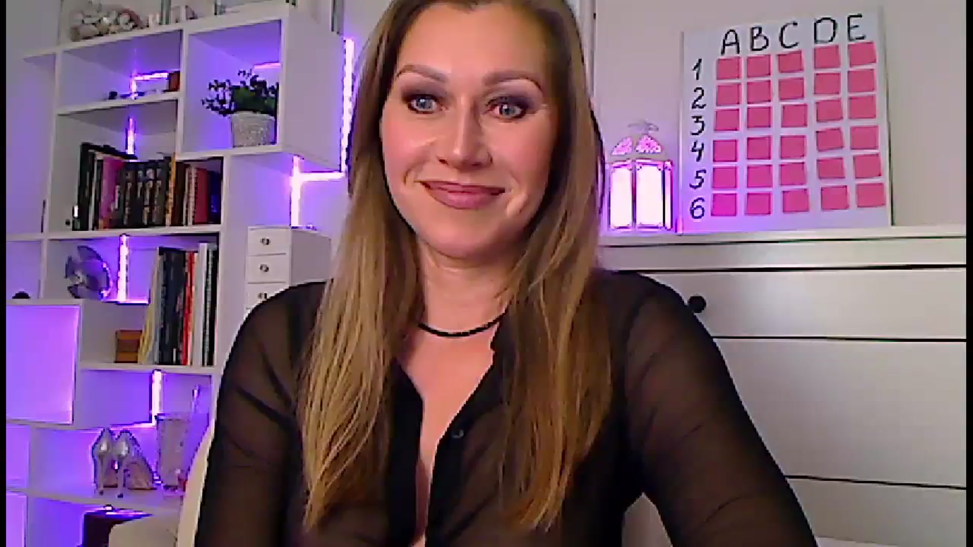 Gallery image thumbnail from Amiri's myfreecams stream on, 01/20/2024, 04:58 image 1 of 20