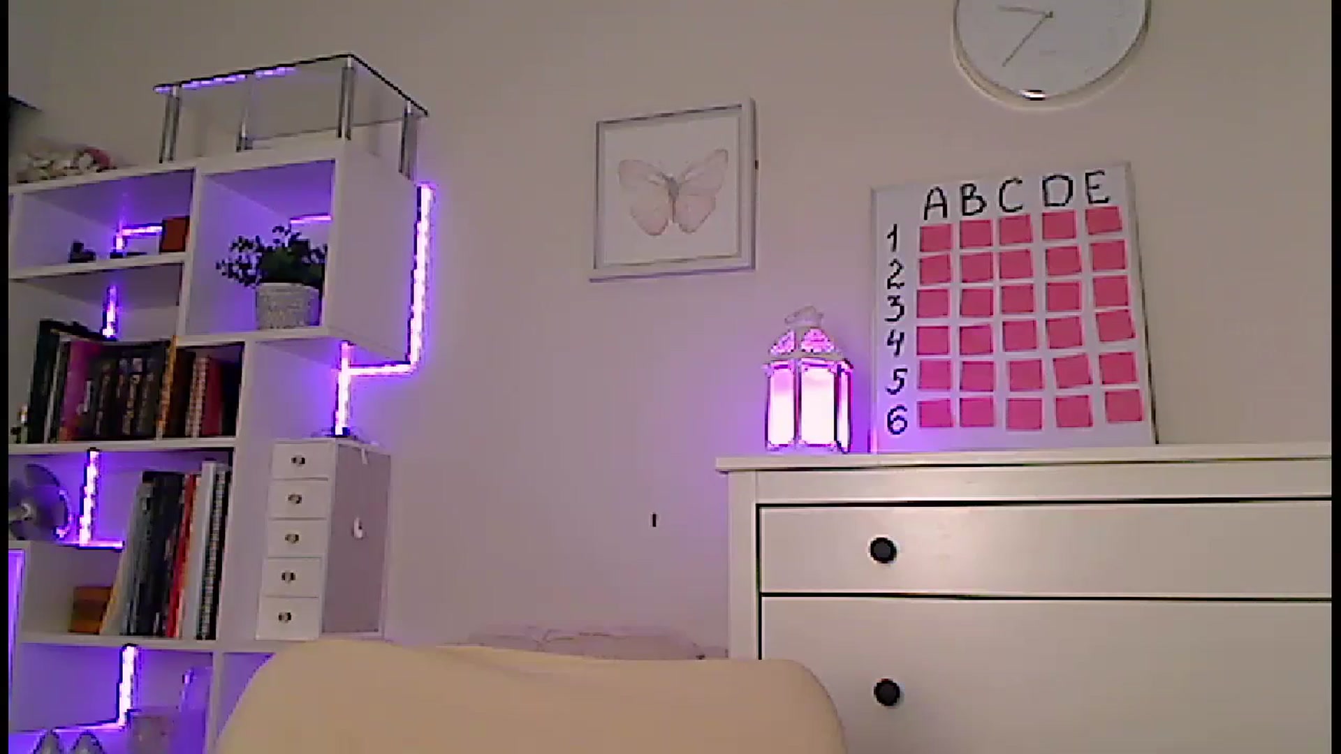 Gallery image thumbnail from Amiri's myfreecams stream on, 03/03/2024, 05:38 image 9 of 20