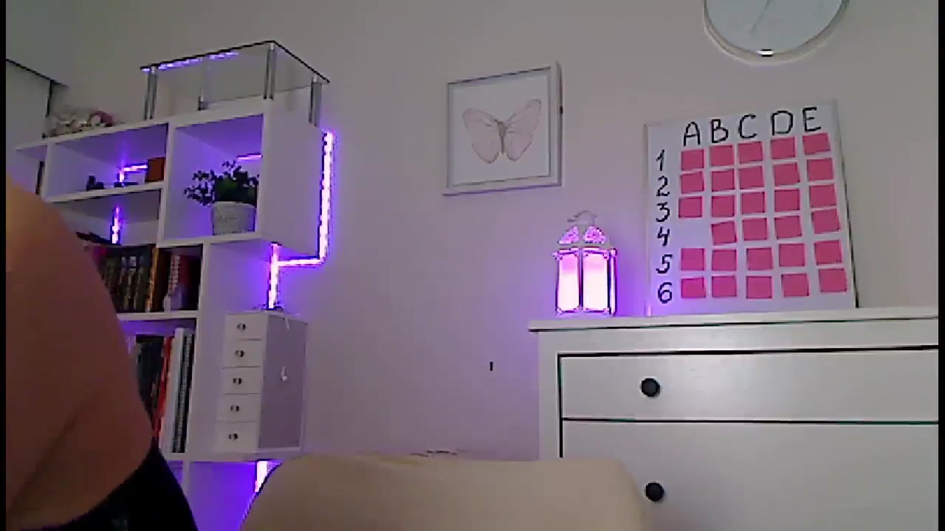 Gallery image thumbnail from Amiri's myfreecams stream on, 03/04/2024, 04:47 image 14 of 20