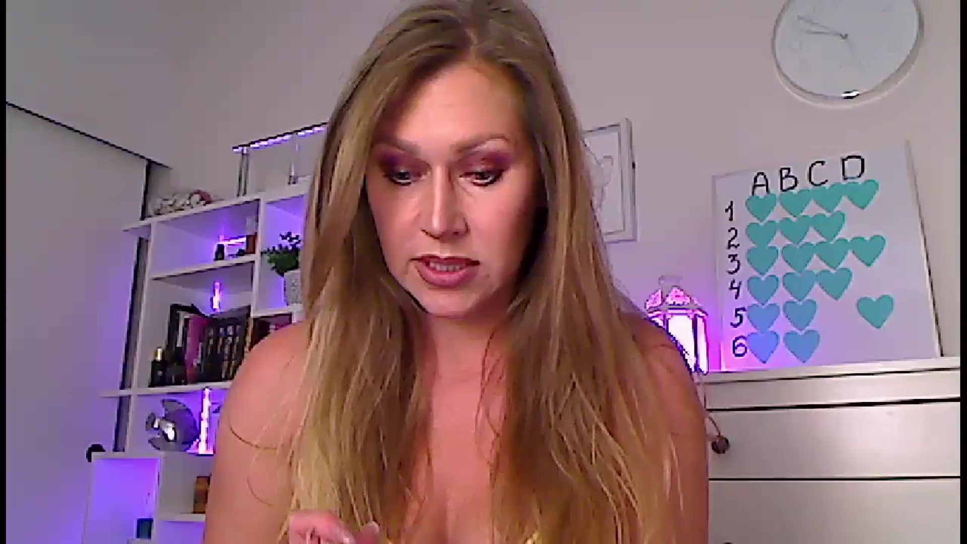 Gallery image thumbnail from Amiri's myfreecams stream on, 05/23/2024, 03:55 image 19 of 20