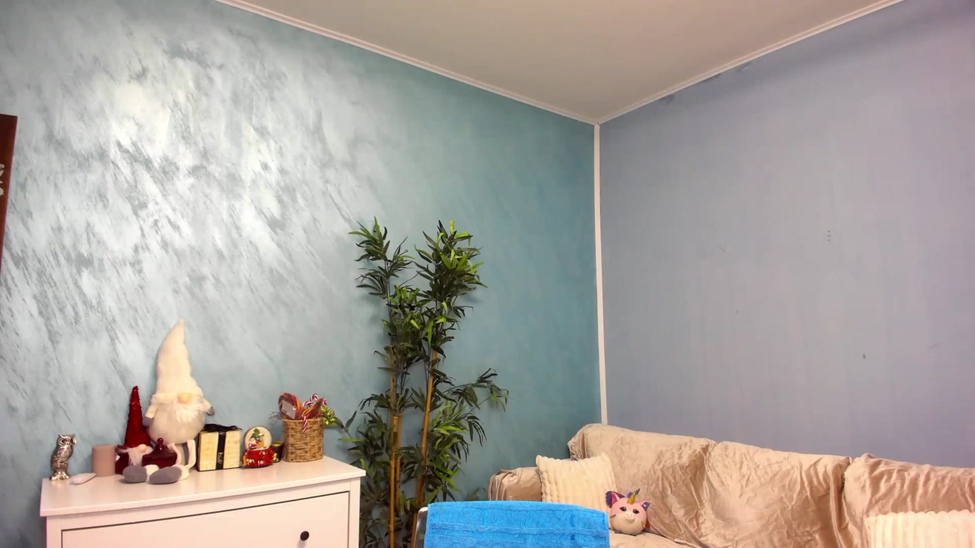 Gallery image thumbnail from AmisGold's myfreecams stream on, 12/29/2022, 02:57 image 11 of 20