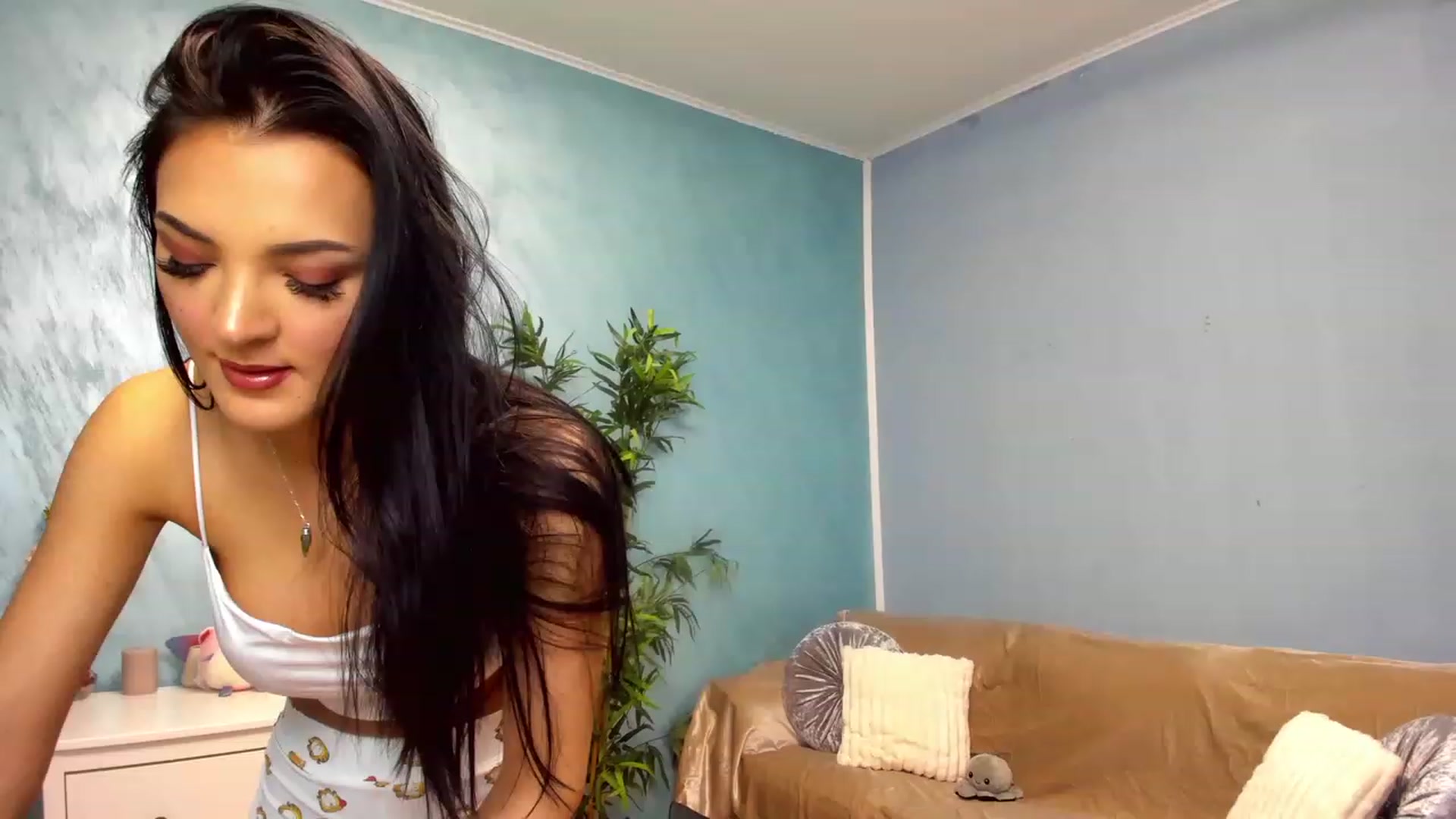 Gallery image thumbnail from AmisGold's myfreecams stream on, 01/09/2023, 21:34 image 1 of 20