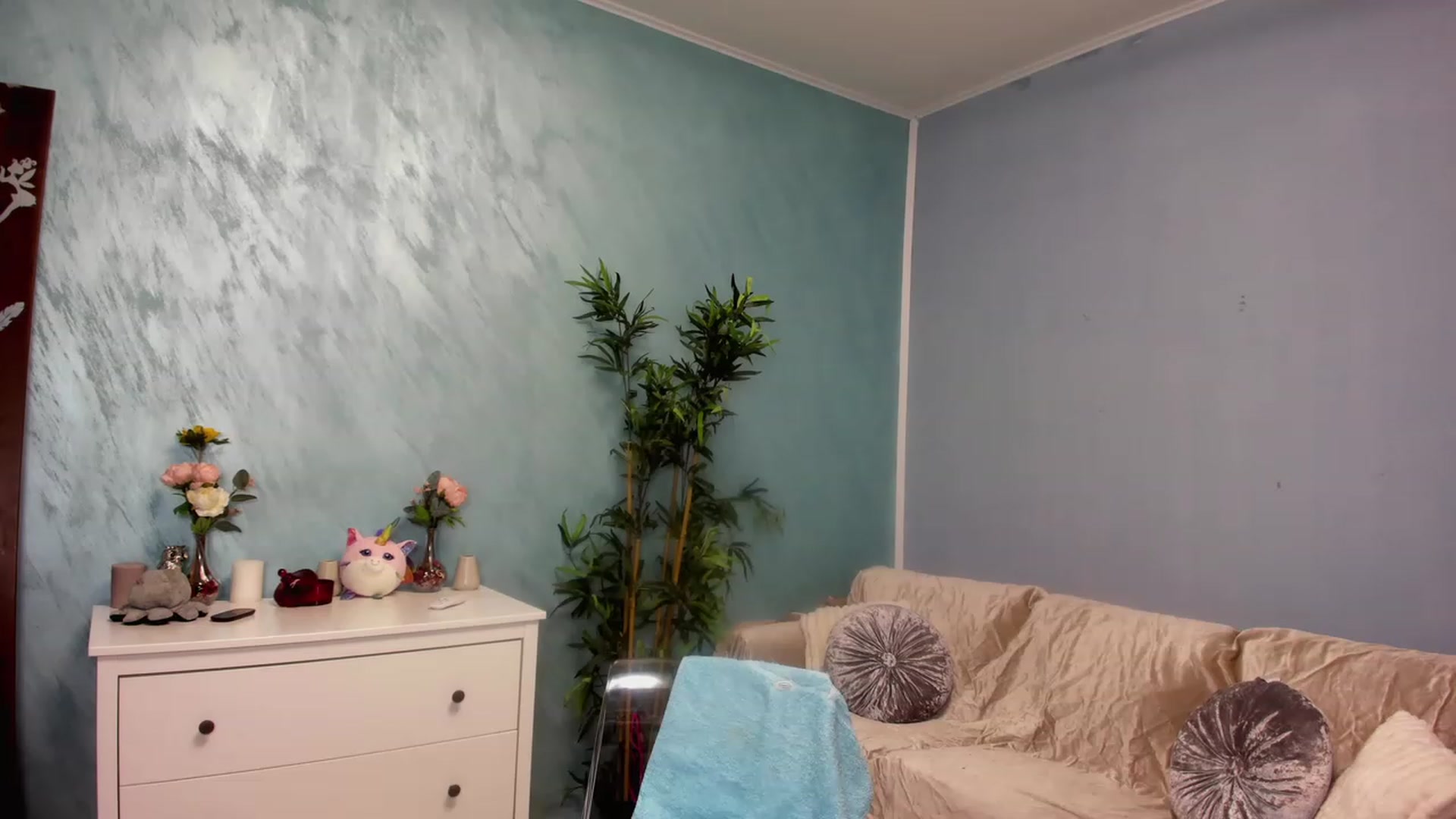 Gallery image thumbnail from AmisGold's myfreecams stream on, 01/12/2023, 23:57 image 15 of 20