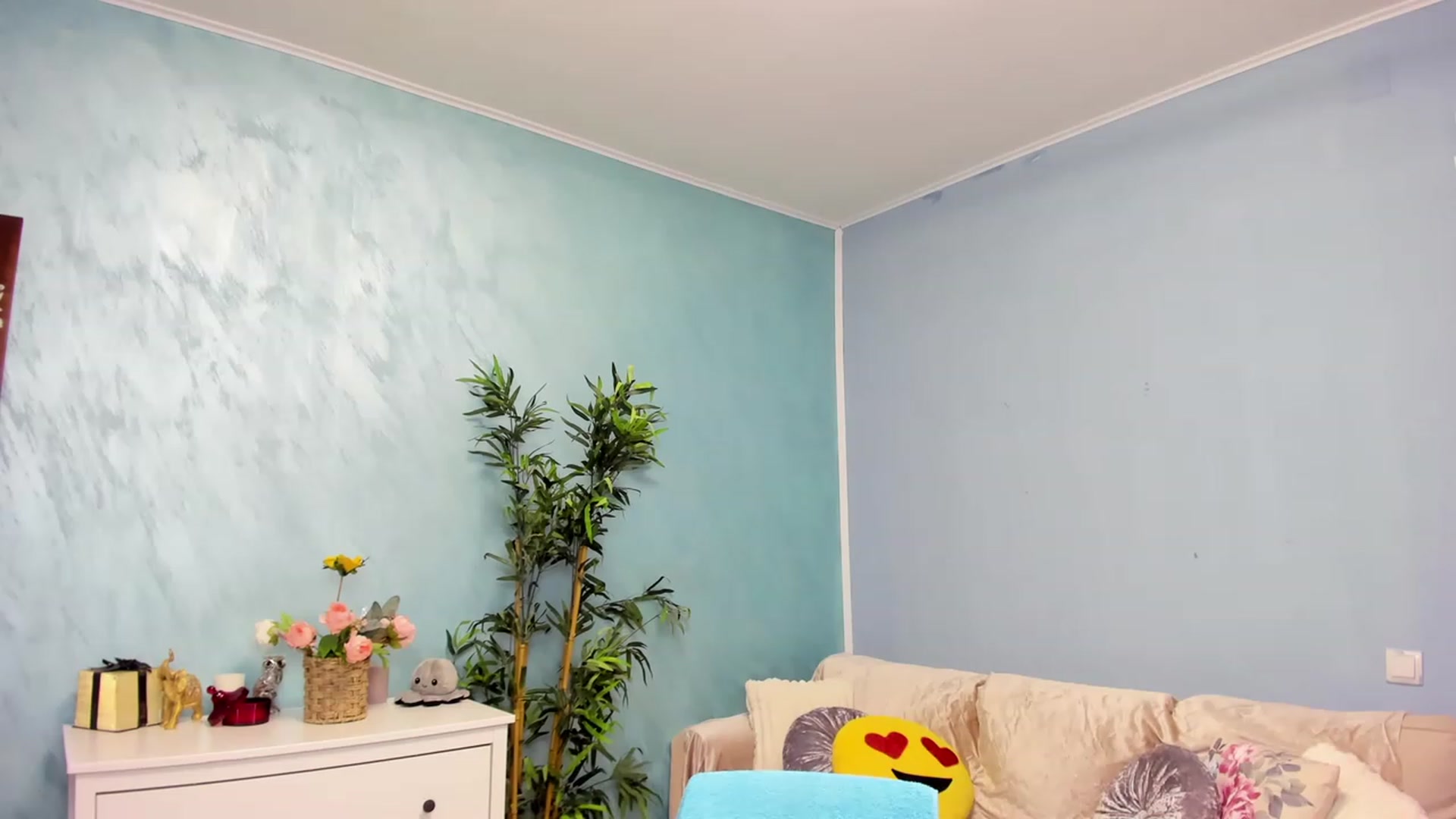 Gallery image thumbnail from AmisGold's myfreecams stream on, 01/23/2023, 02:00 image 6 of 20