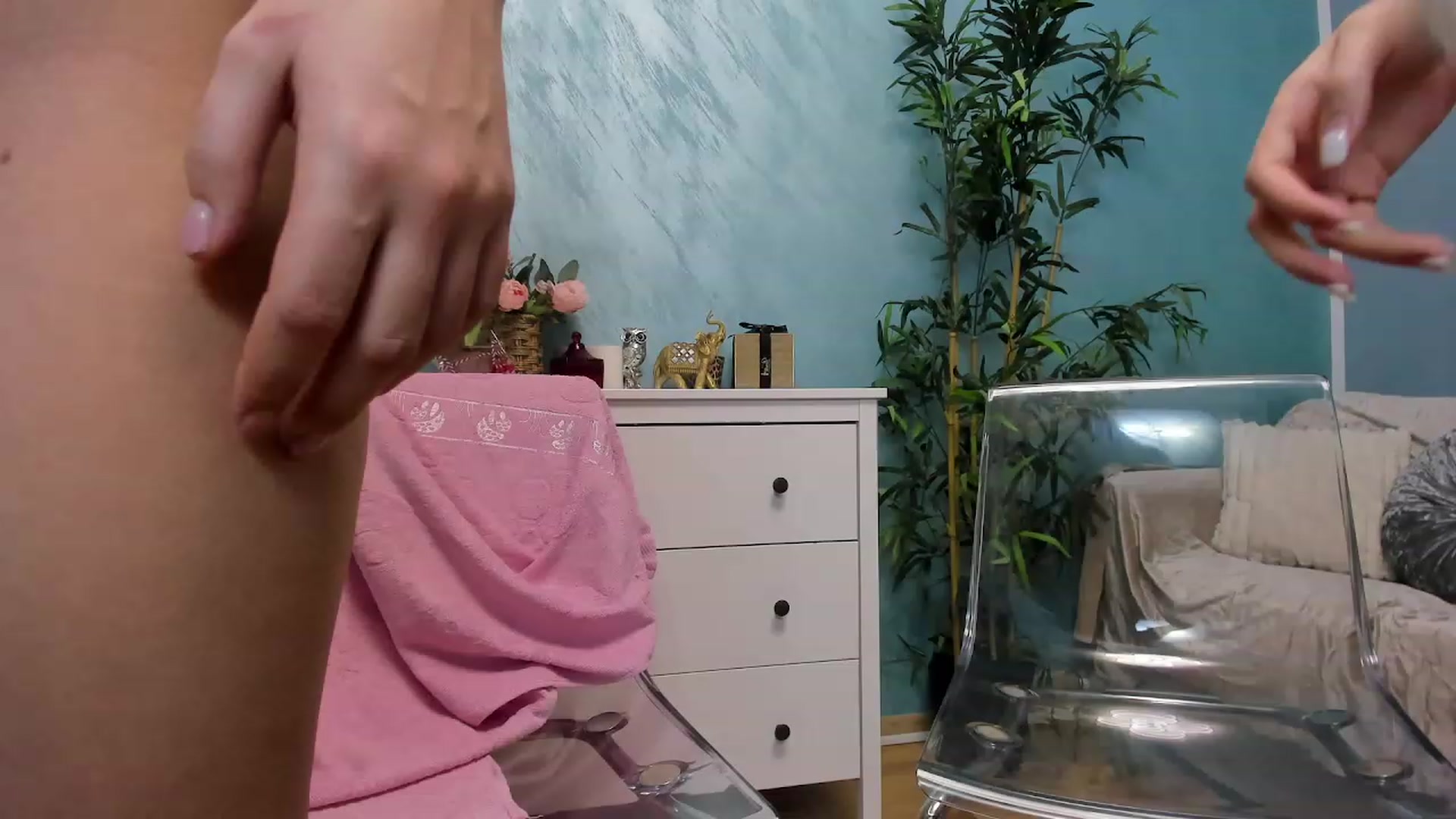 Gallery image thumbnail from AmisGold's myfreecams stream on, 03/02/2023, 03:22 image 2 of 20