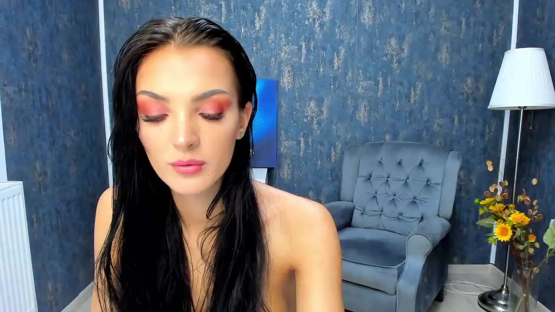 Gallery image thumbnail from AmisGold's myfreecams stream on, 08/03/2023, 01:45 image 18 of 20