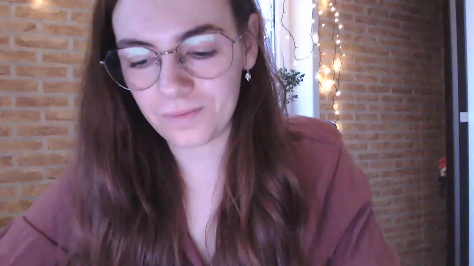 Gallery image thumbnail from Ammeliy's myfreecams stream on, 01/29/2023, 08:07 image 19 of 20