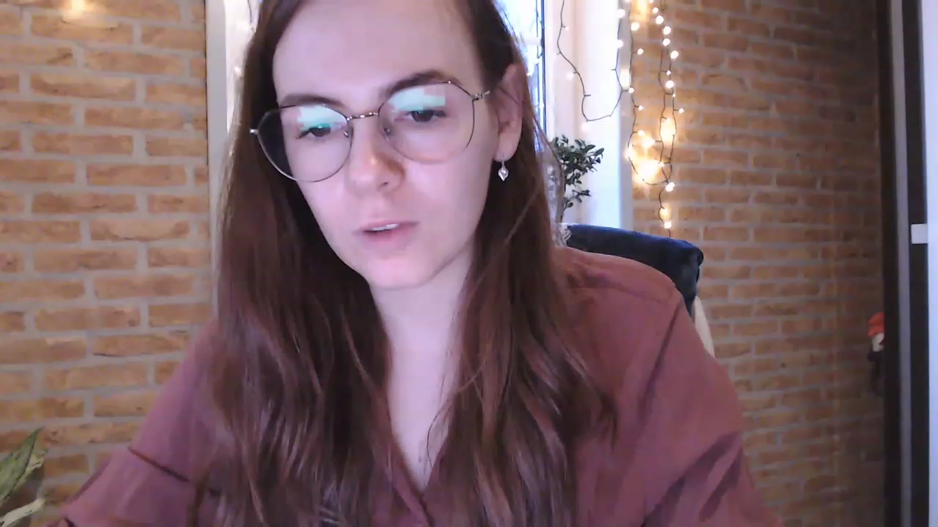 Gallery image thumbnail from Ammeliy's myfreecams stream on, 01/29/2023, 08:07 image 9 of 20