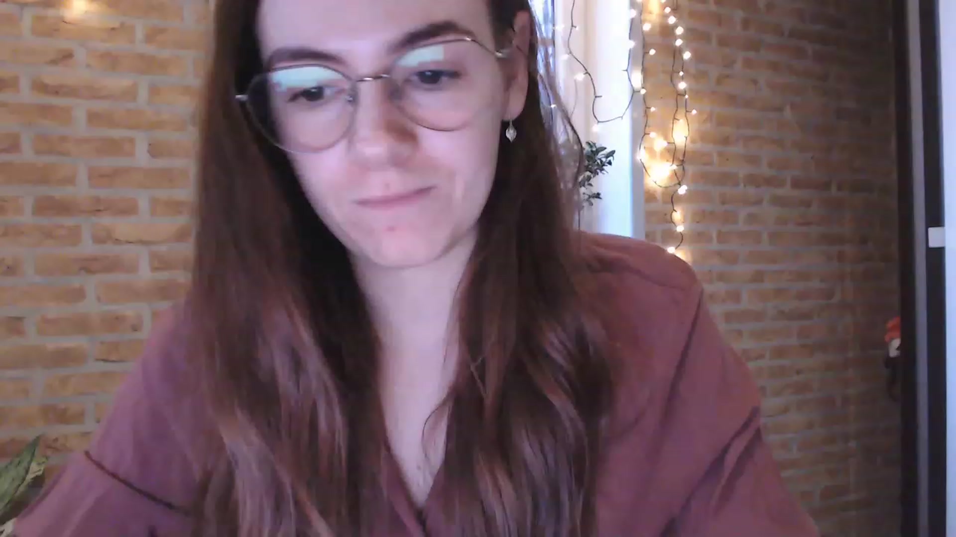 Gallery image thumbnail from Ammeliy's myfreecams stream on, 01/29/2023, 08:07 image 13 of 20
